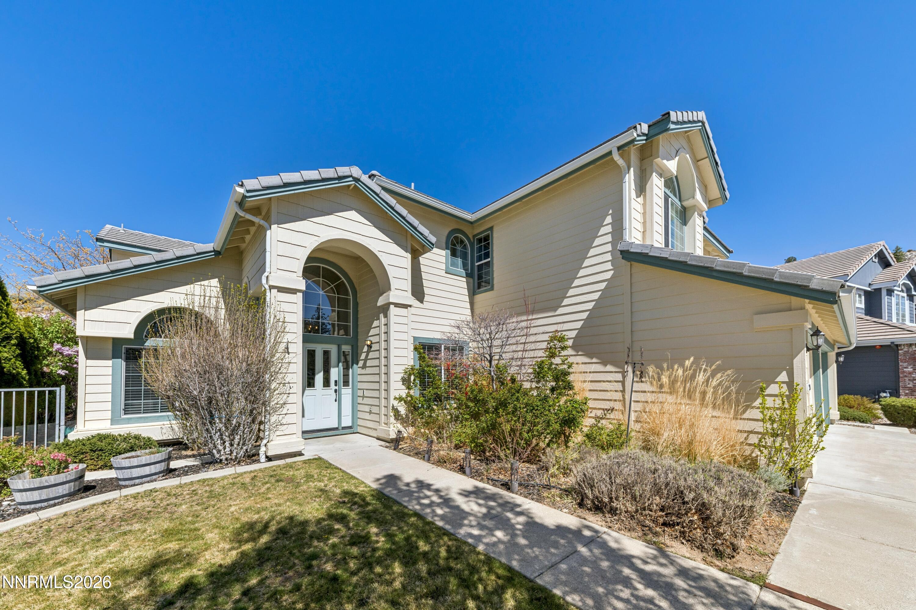 2201 Maxfli Drive