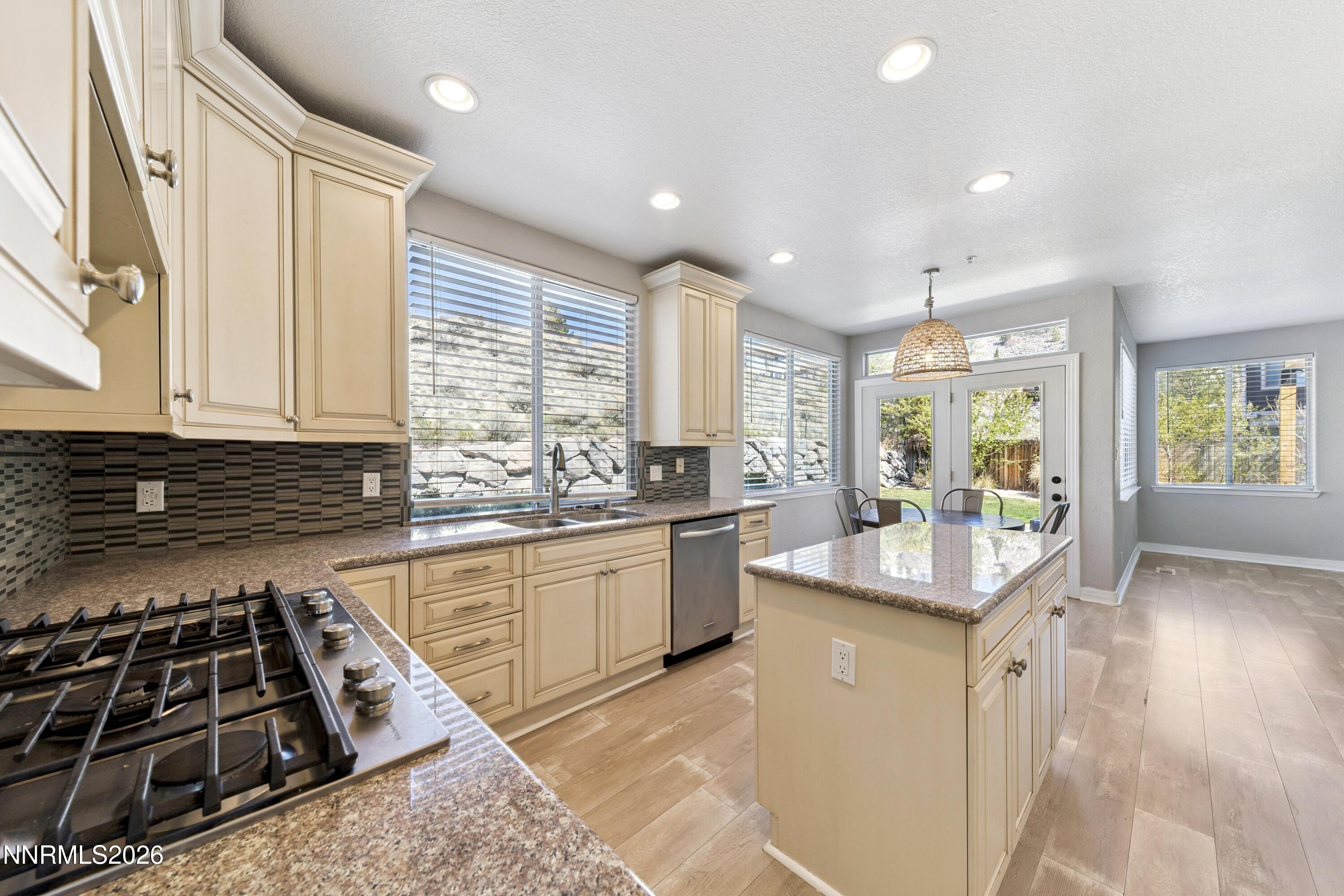 2201 Maxfli Drive