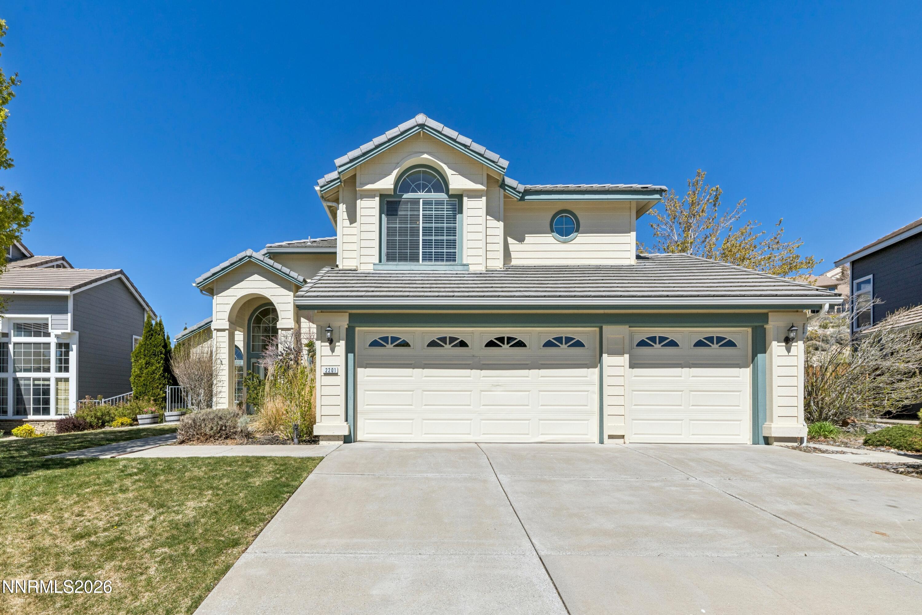 2201 Maxfli Drive