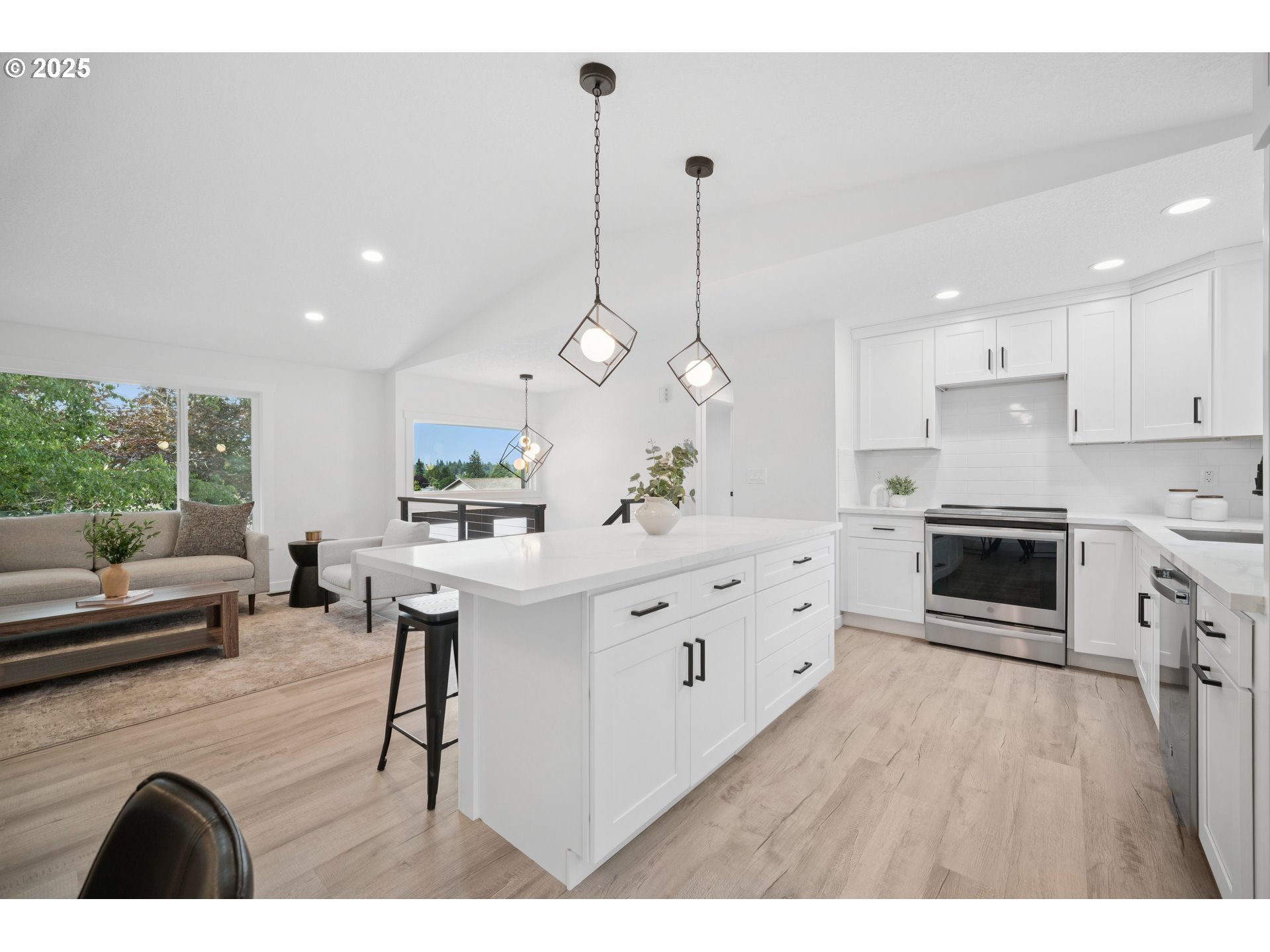 3250 SW BINFORD LAKE PKWY