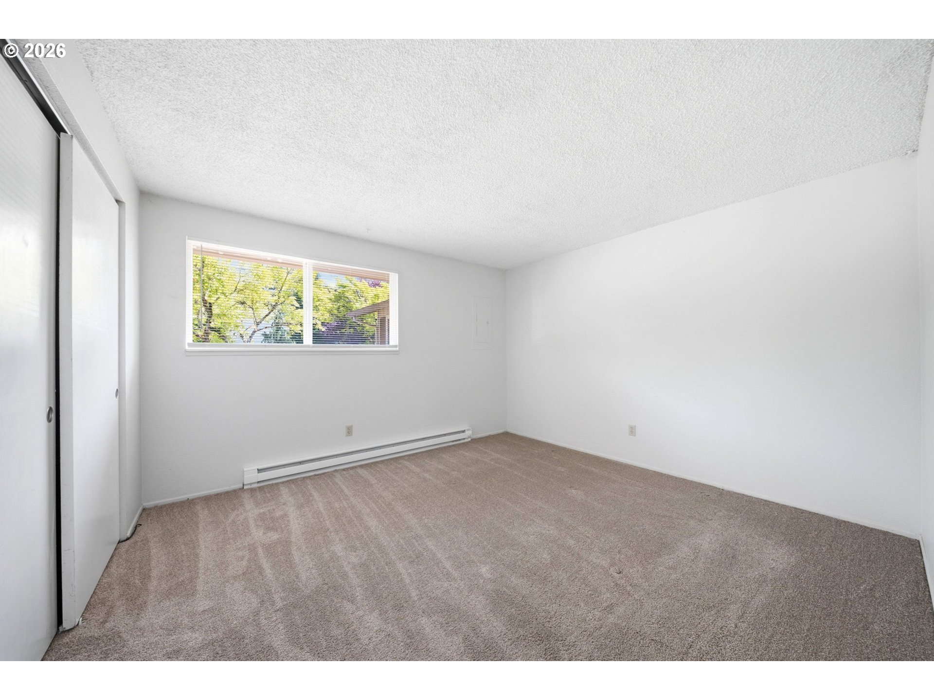 805 SE RENE AVE