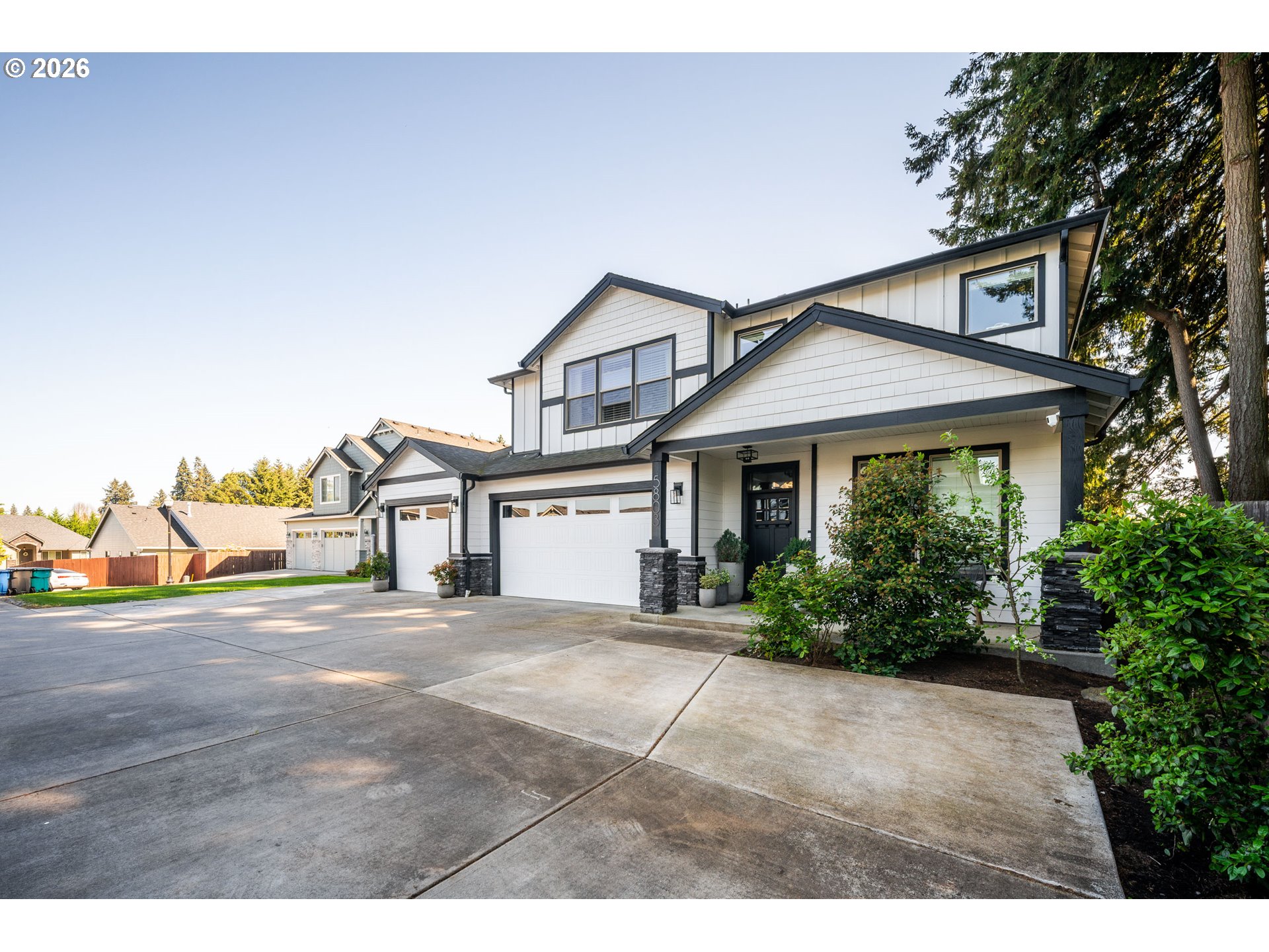 5803 NE 125TH CIR