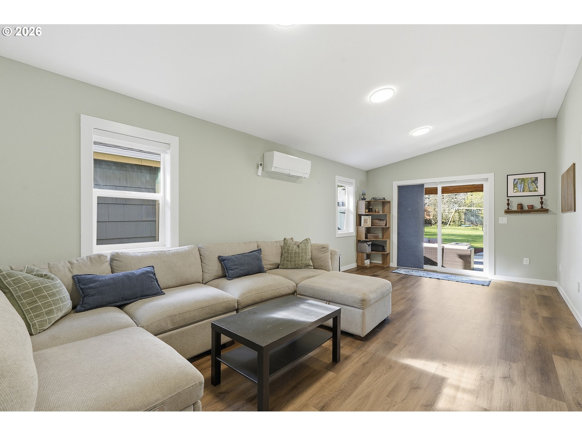 131 CHERRY AVE