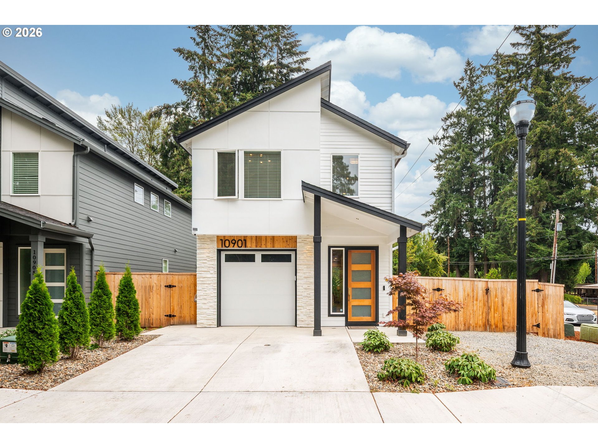 10901 NE 64TH CT