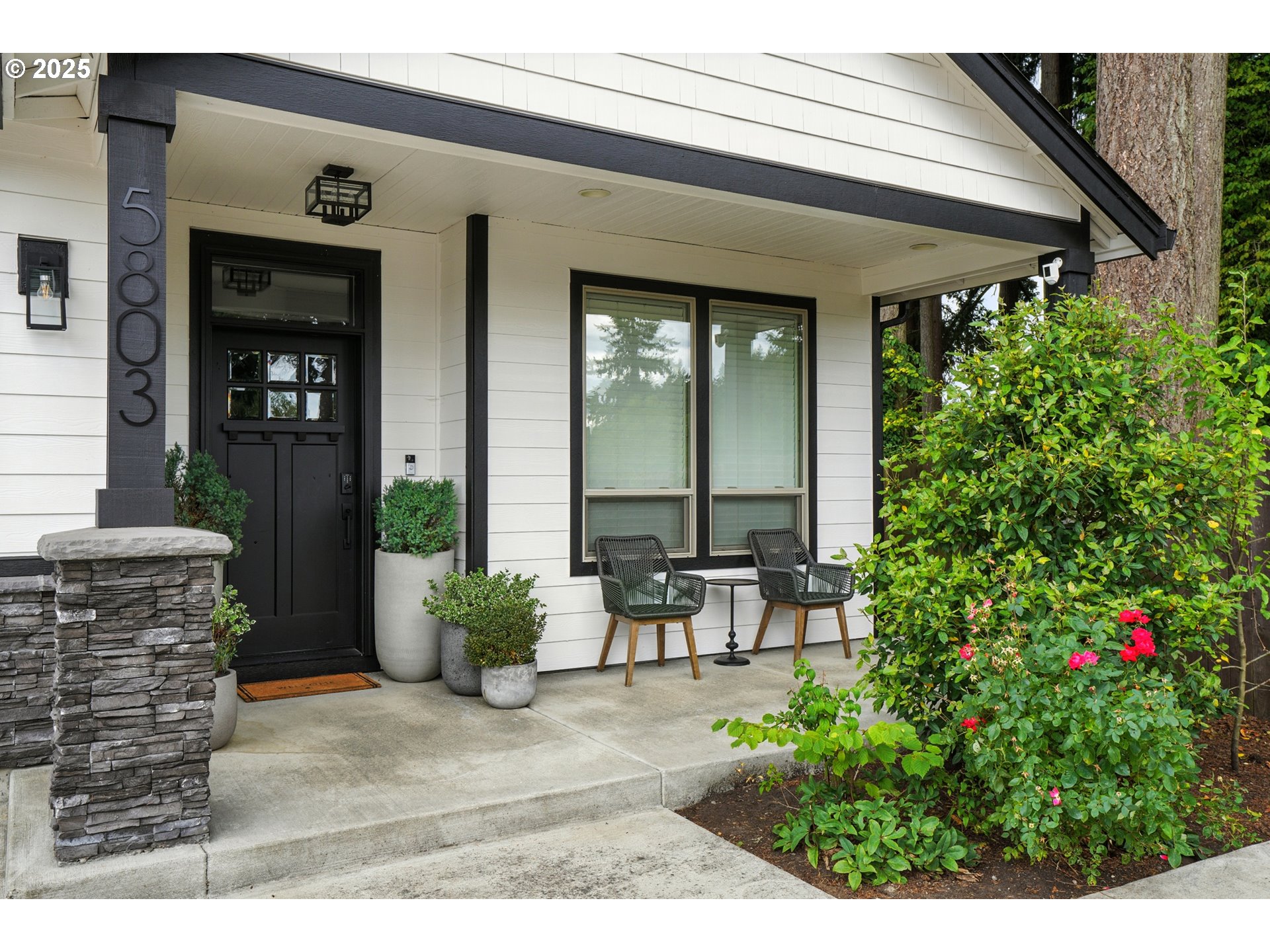 5803 NE 125TH CIR