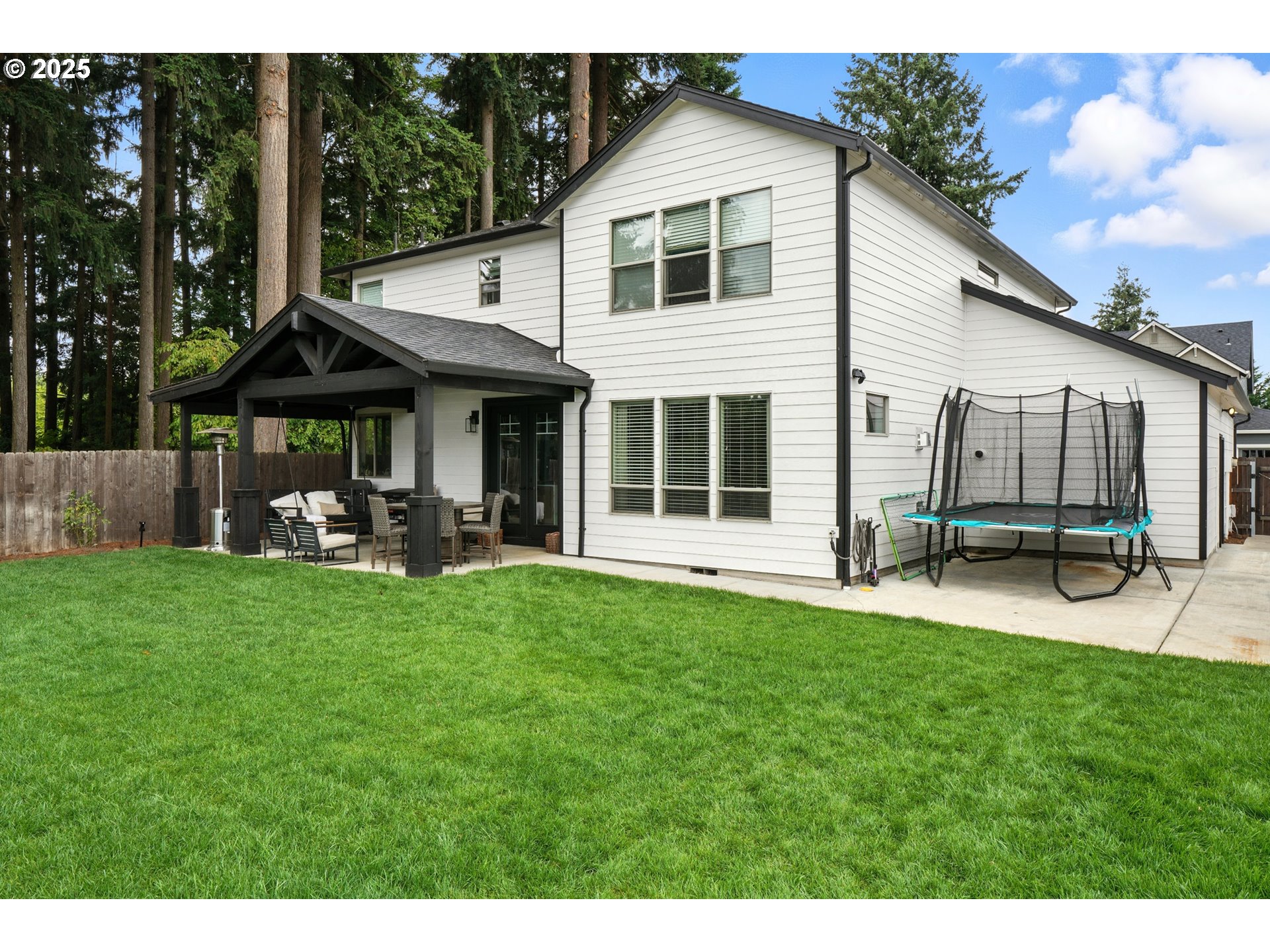 5803 NE 125TH CIR