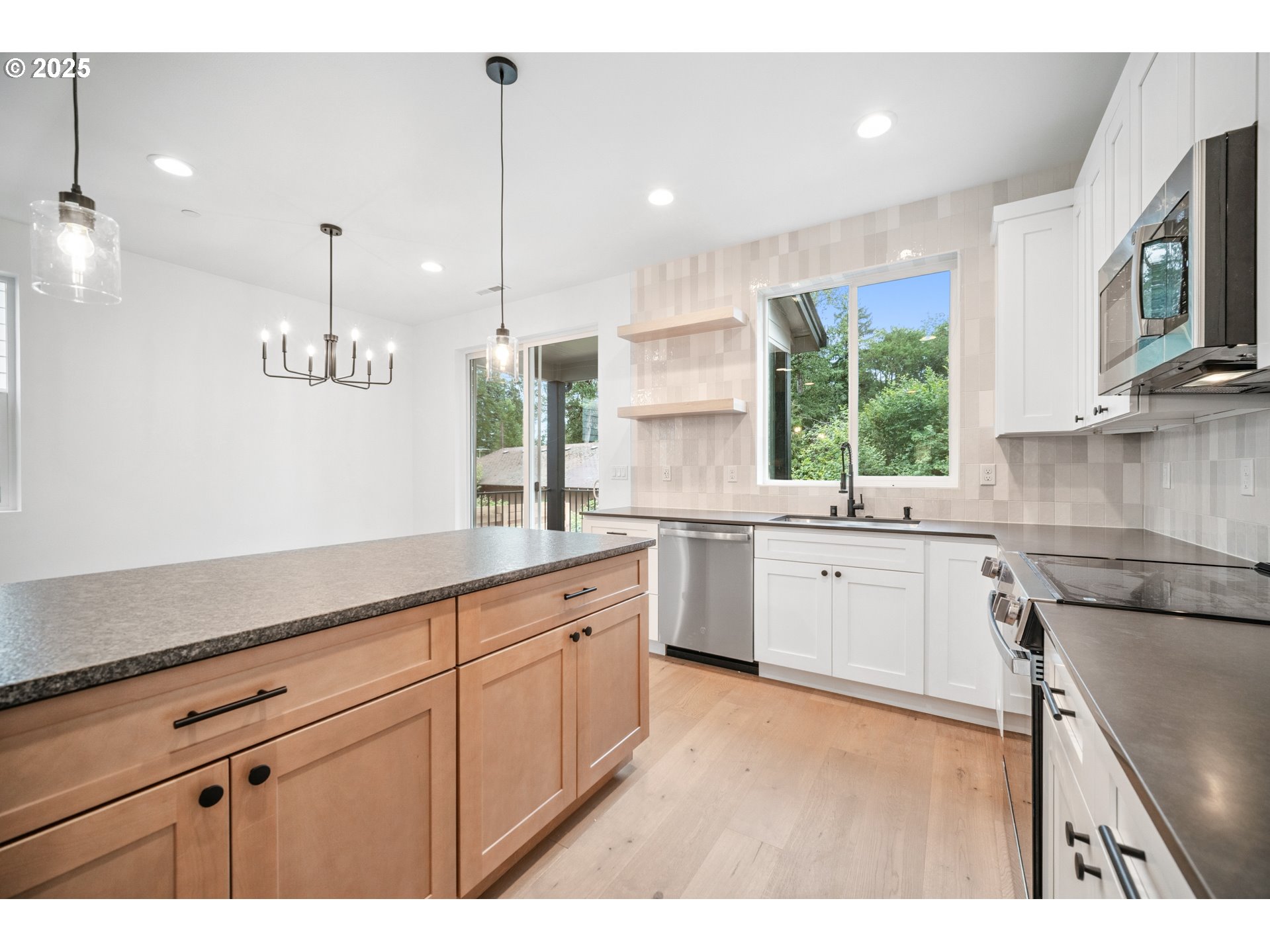 11003 NE 64TH CT Lot #7
