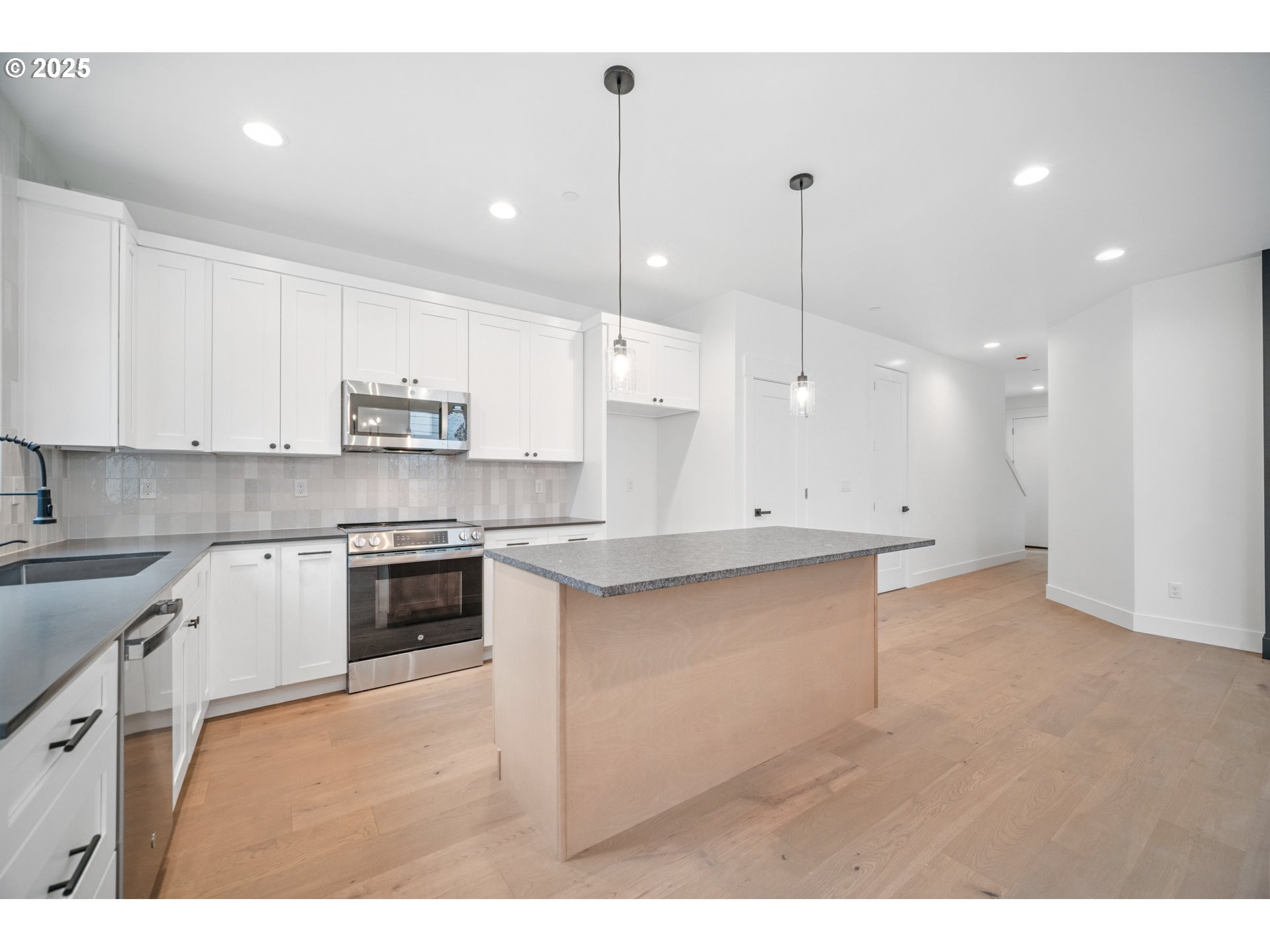 11003 NE 64TH CT Lot #7