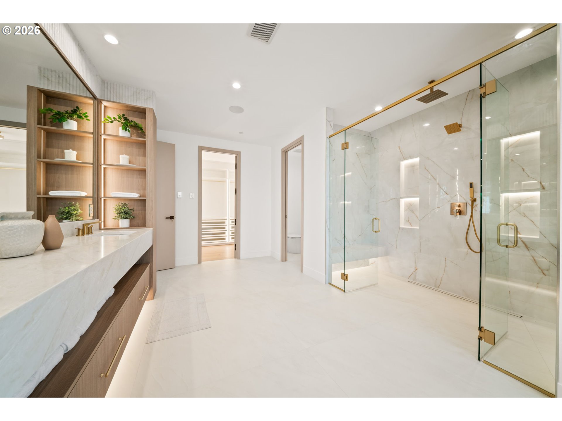 989 W MAGNOLIA LOOP