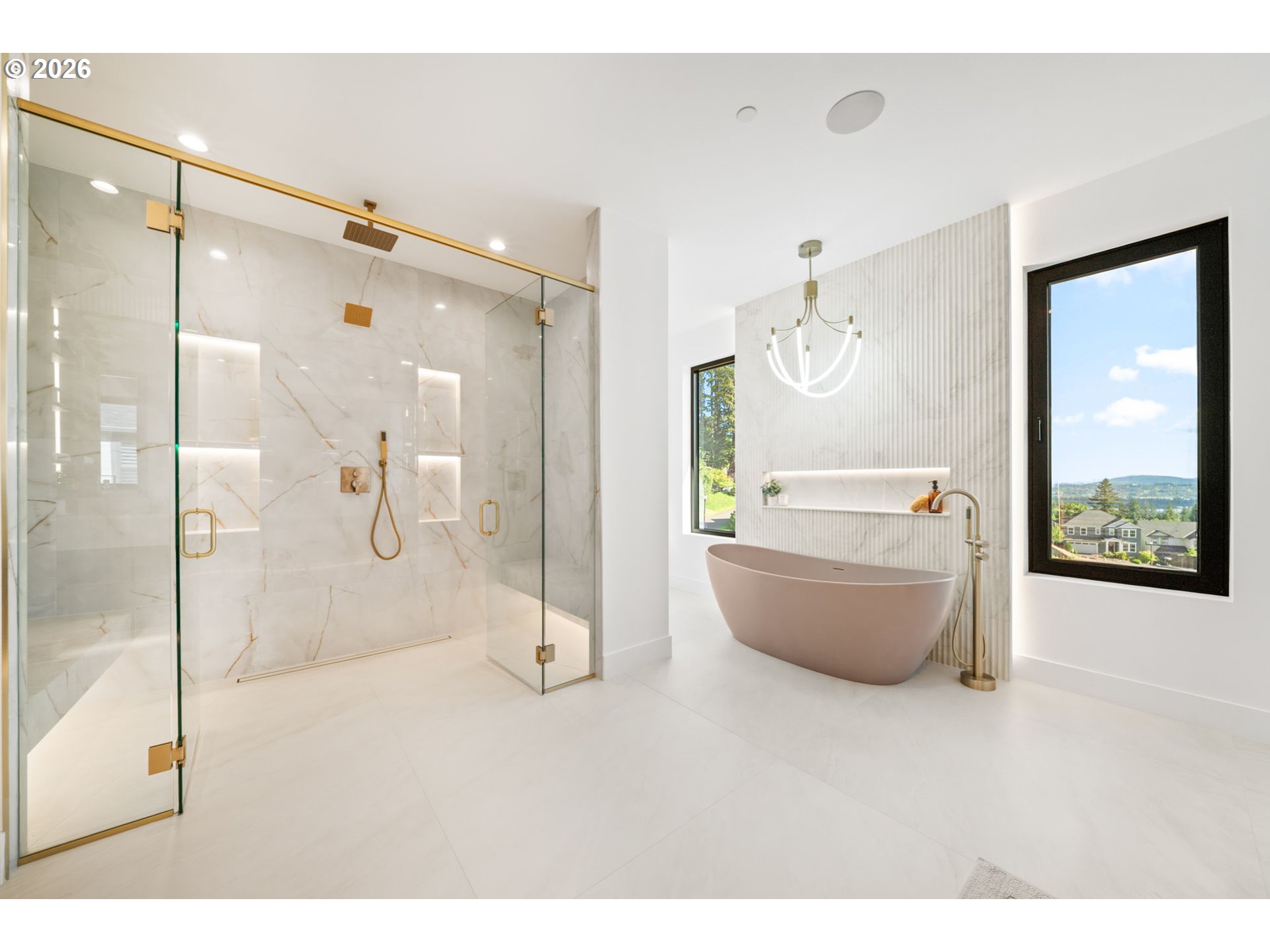 989 W MAGNOLIA LOOP