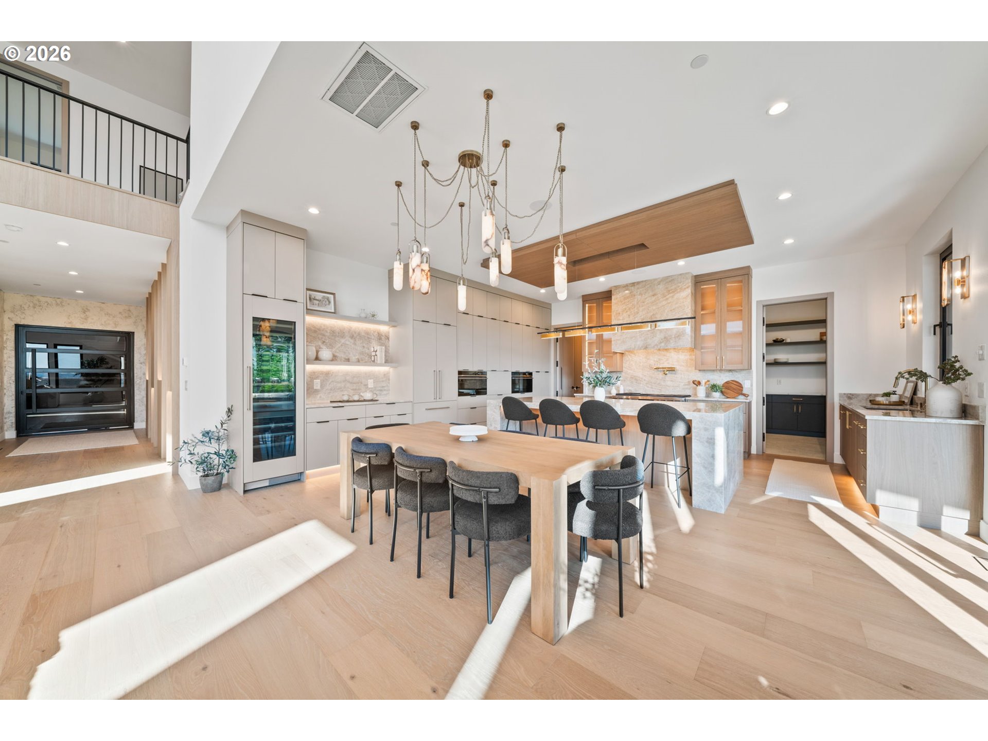 989 W MAGNOLIA LOOP