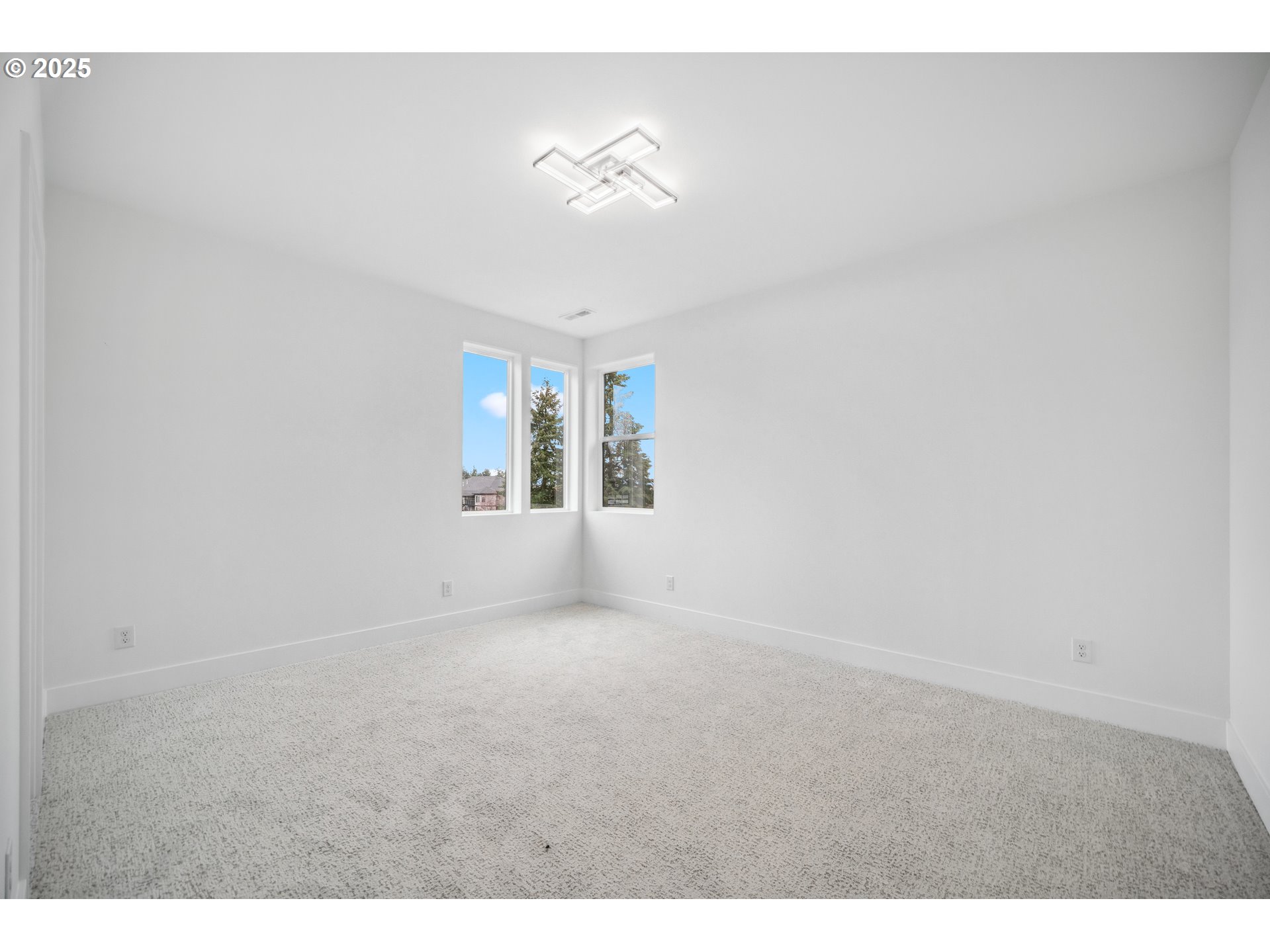 10707 SE 13TH CIR