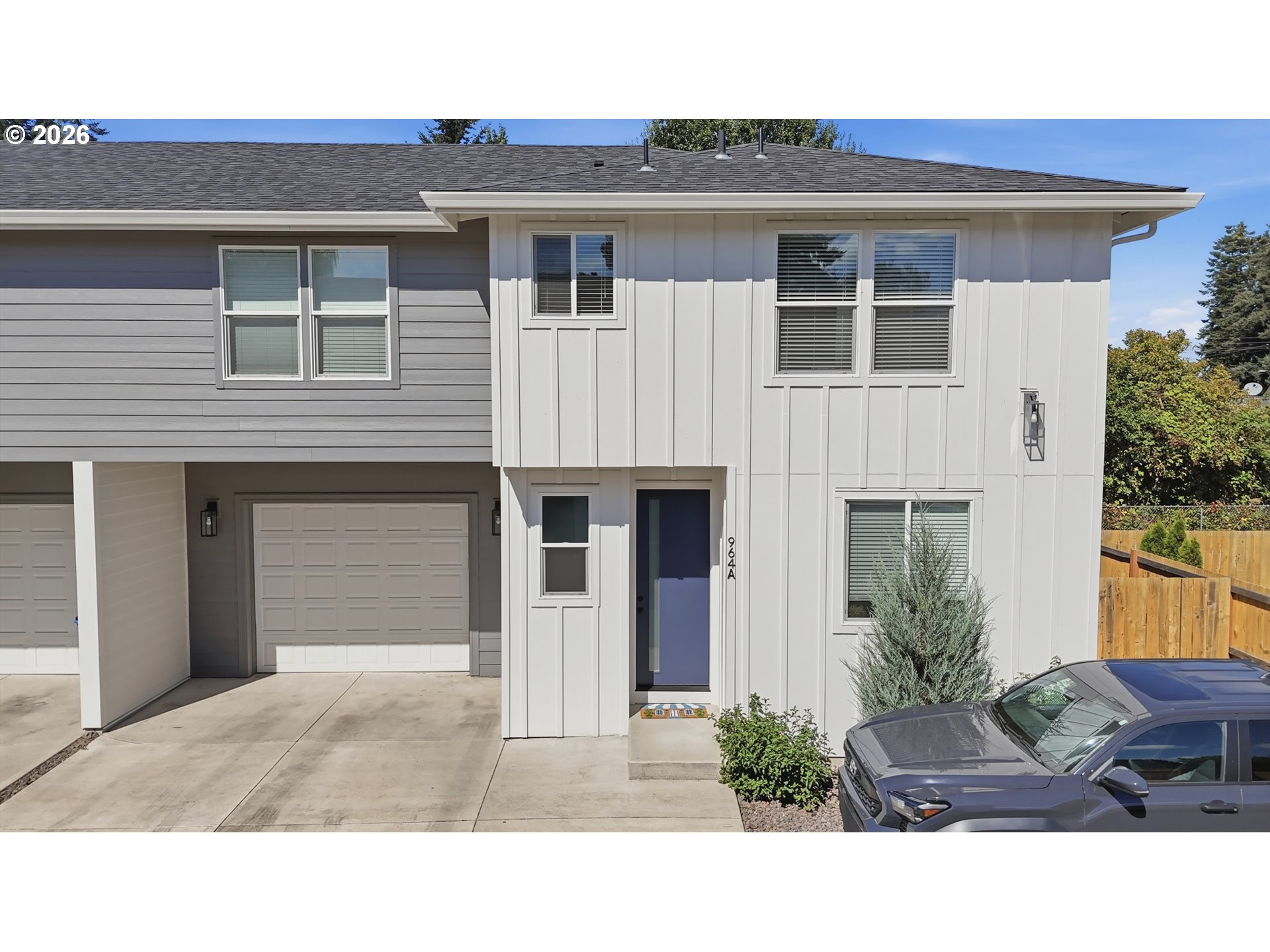 950 WALNUT ST