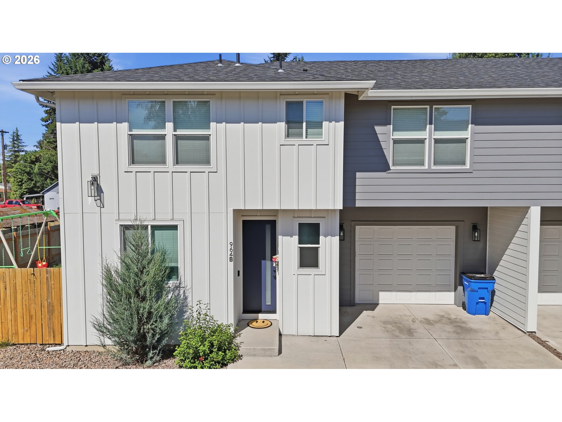950 WALNUT ST