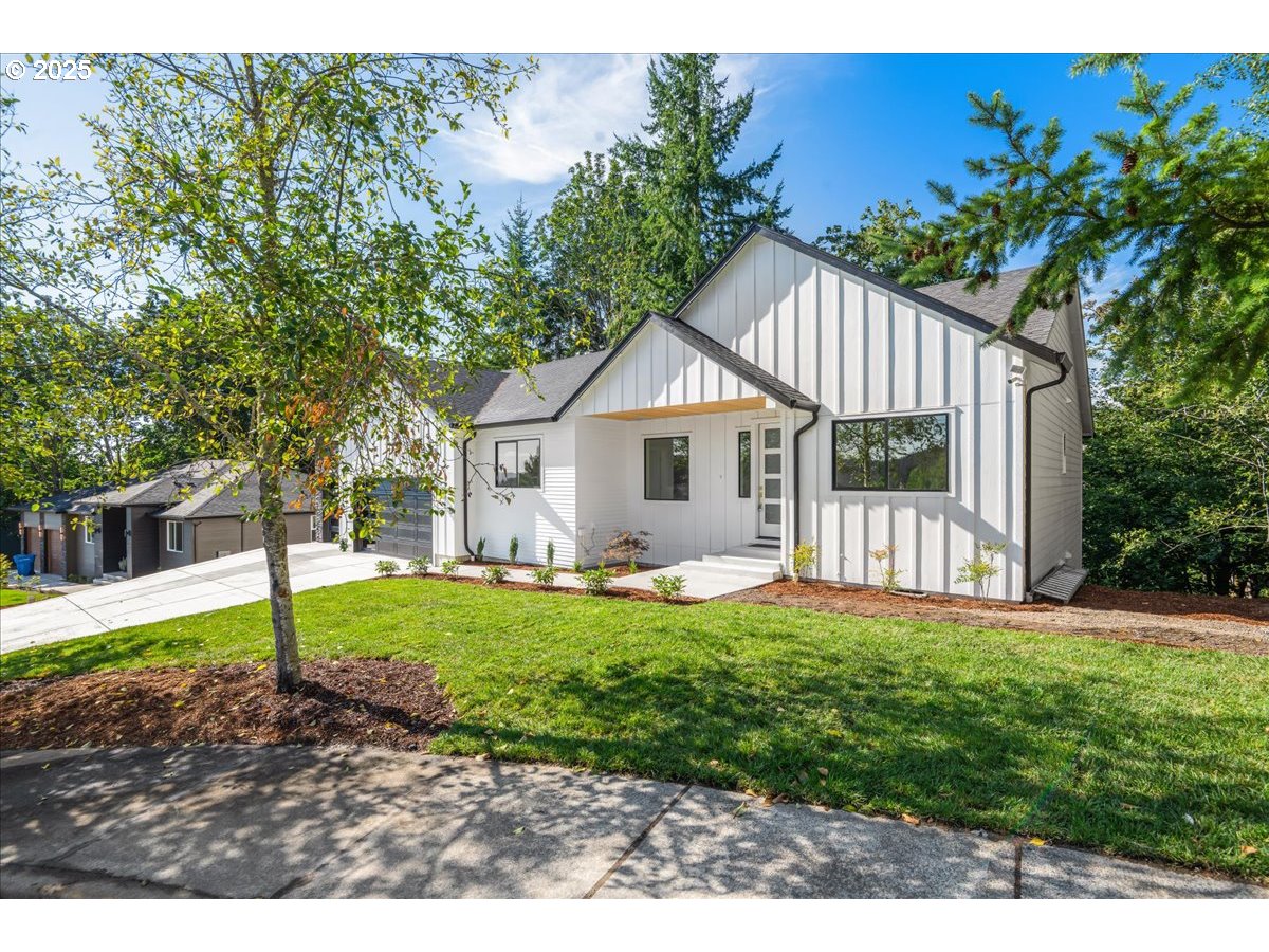 937 EDINBURGH CT