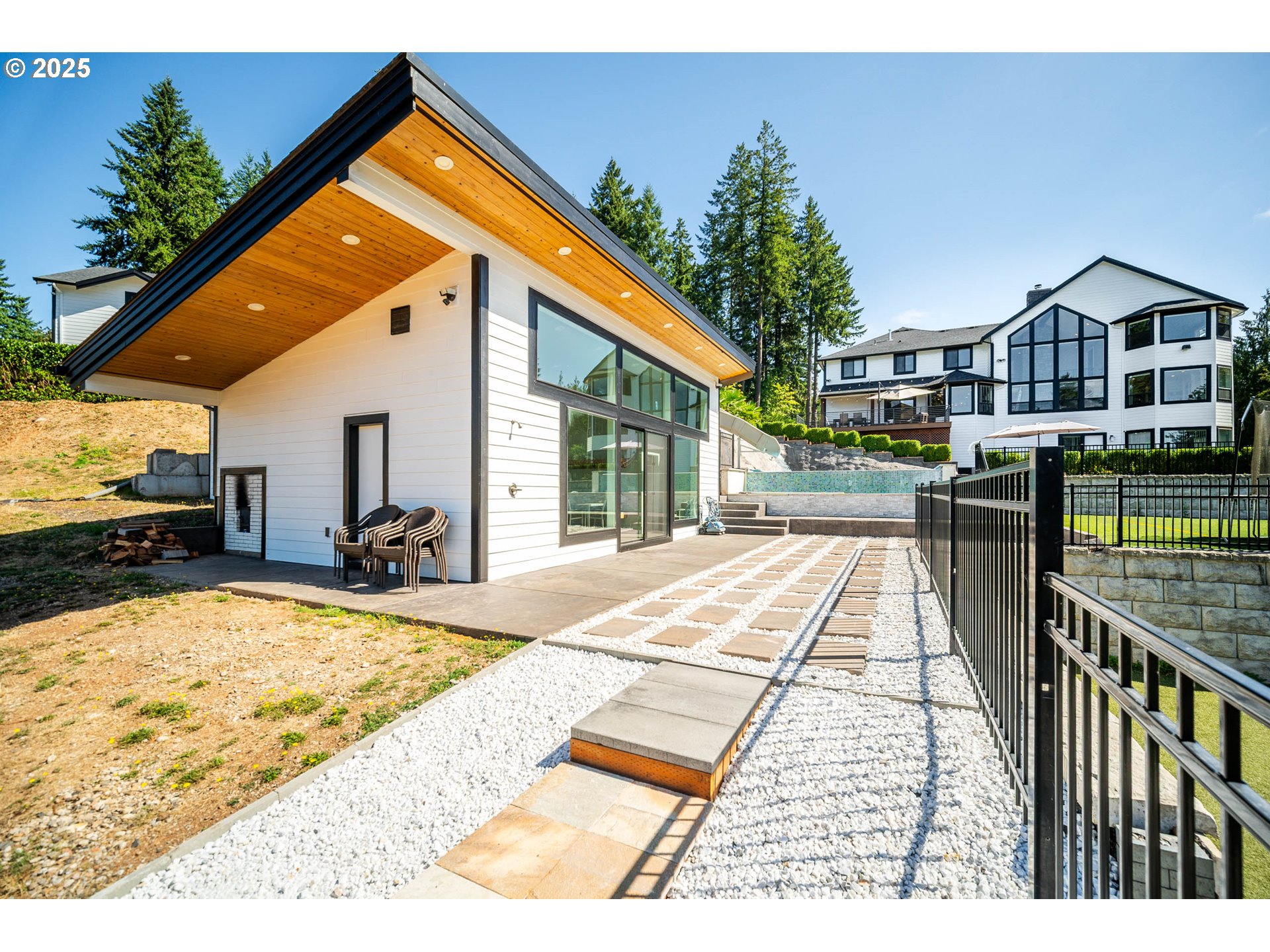 20401 NE 116TH CIR