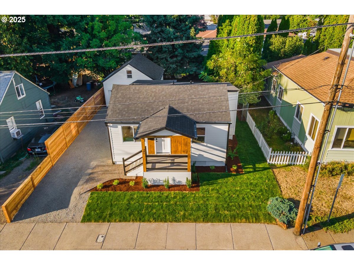 109 NW 13TH ST