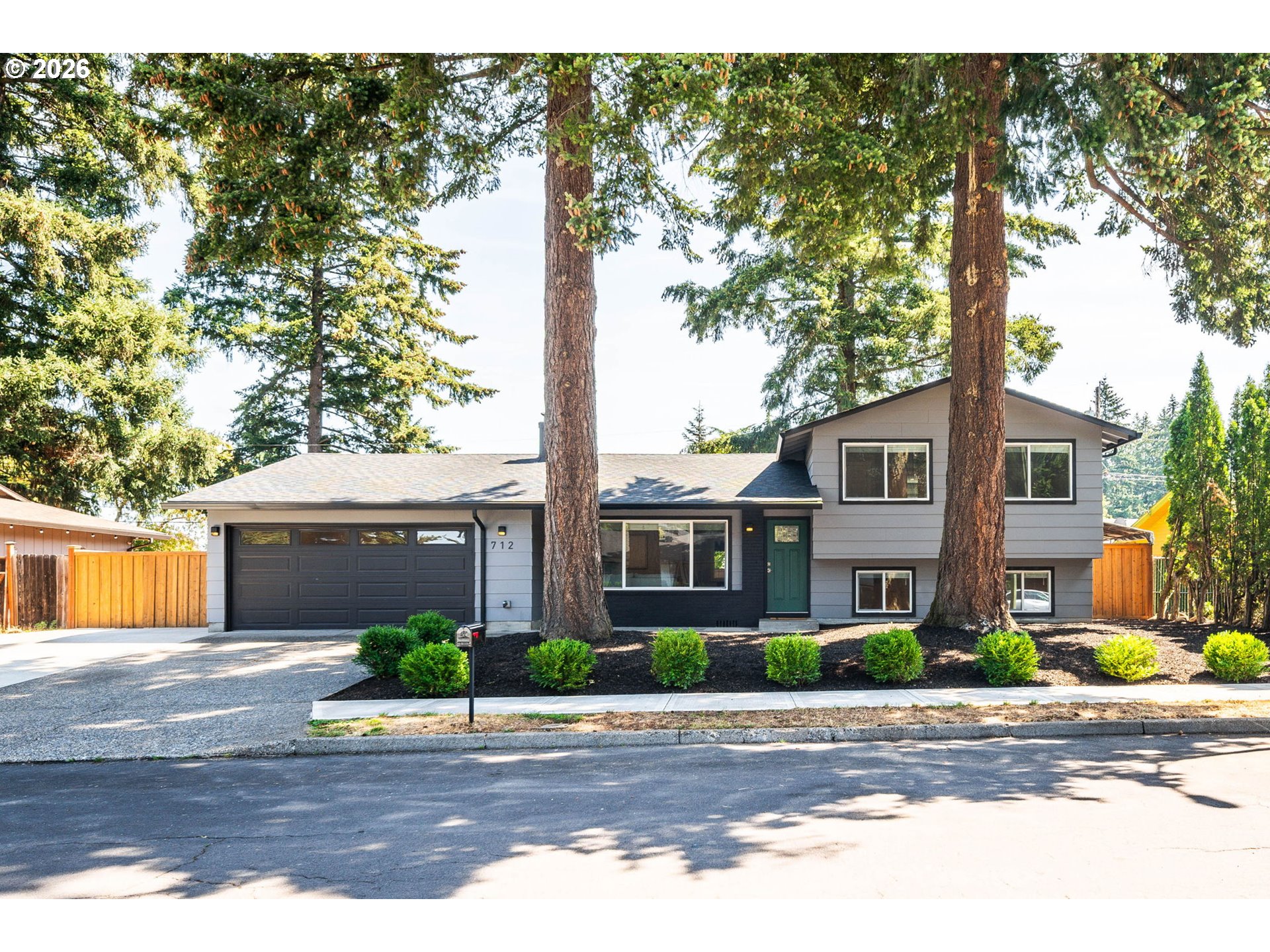 712 NE 195TH AVE