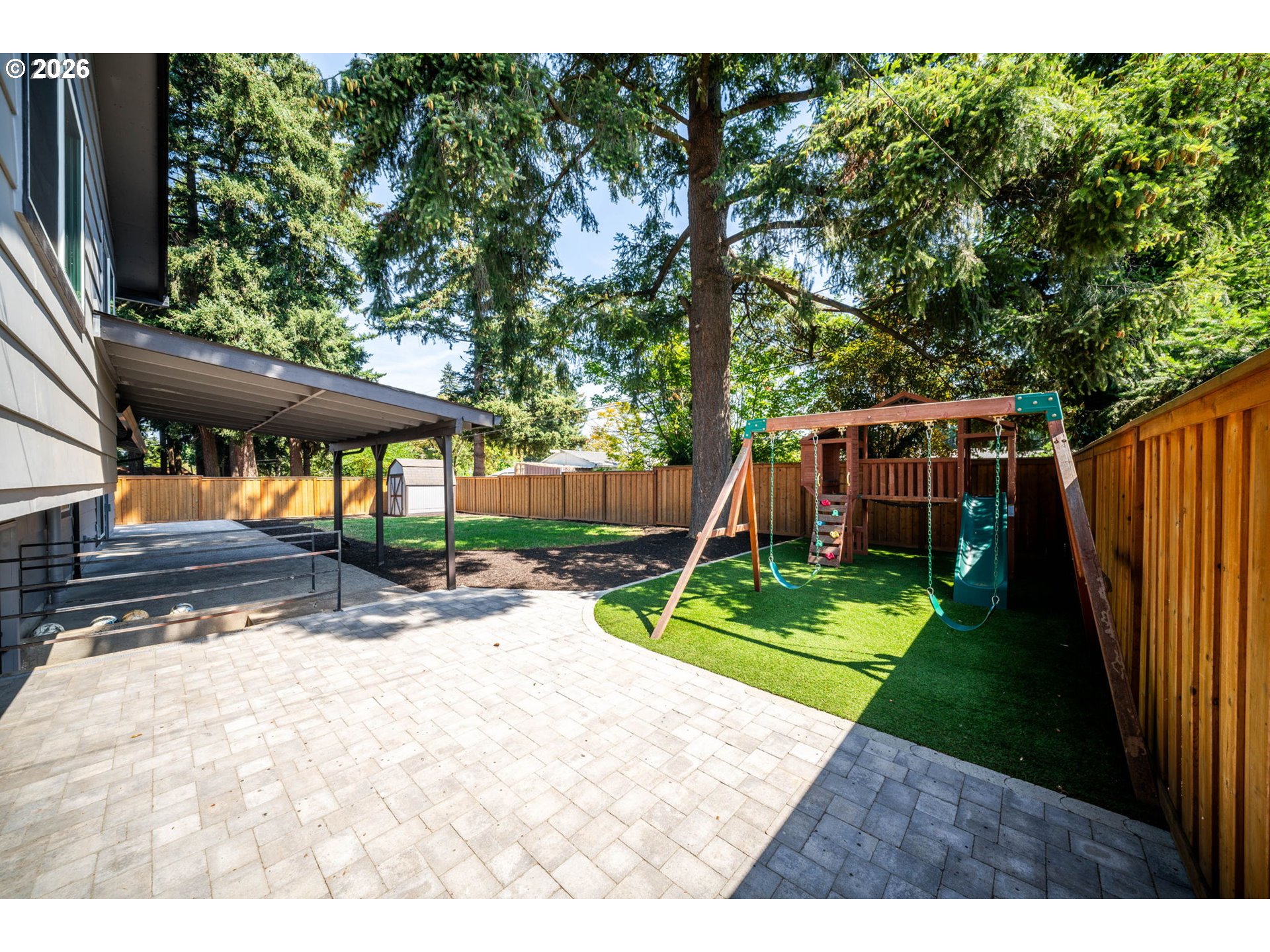 712 NE 195TH AVE