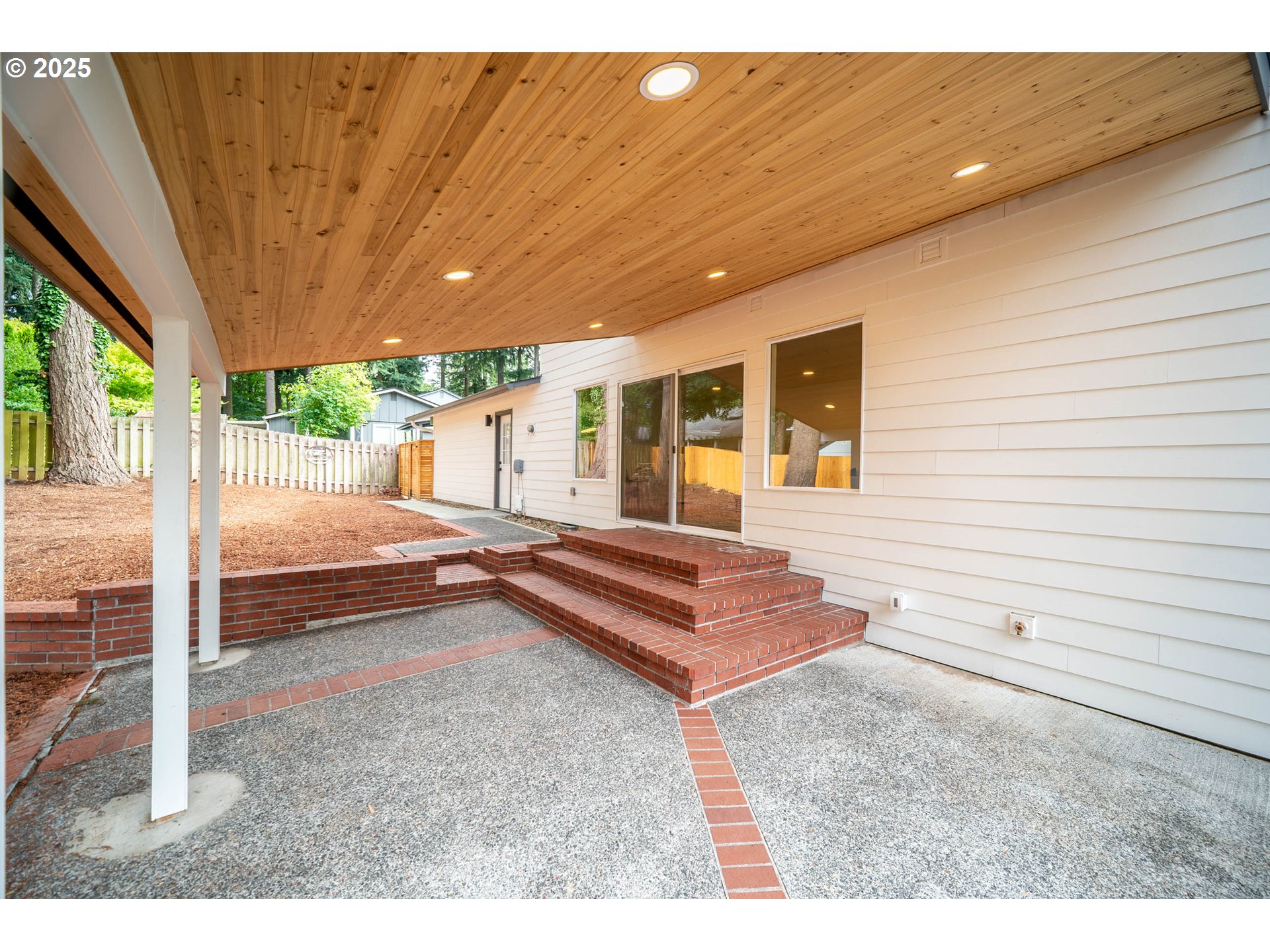2116 SE 131ST AVE