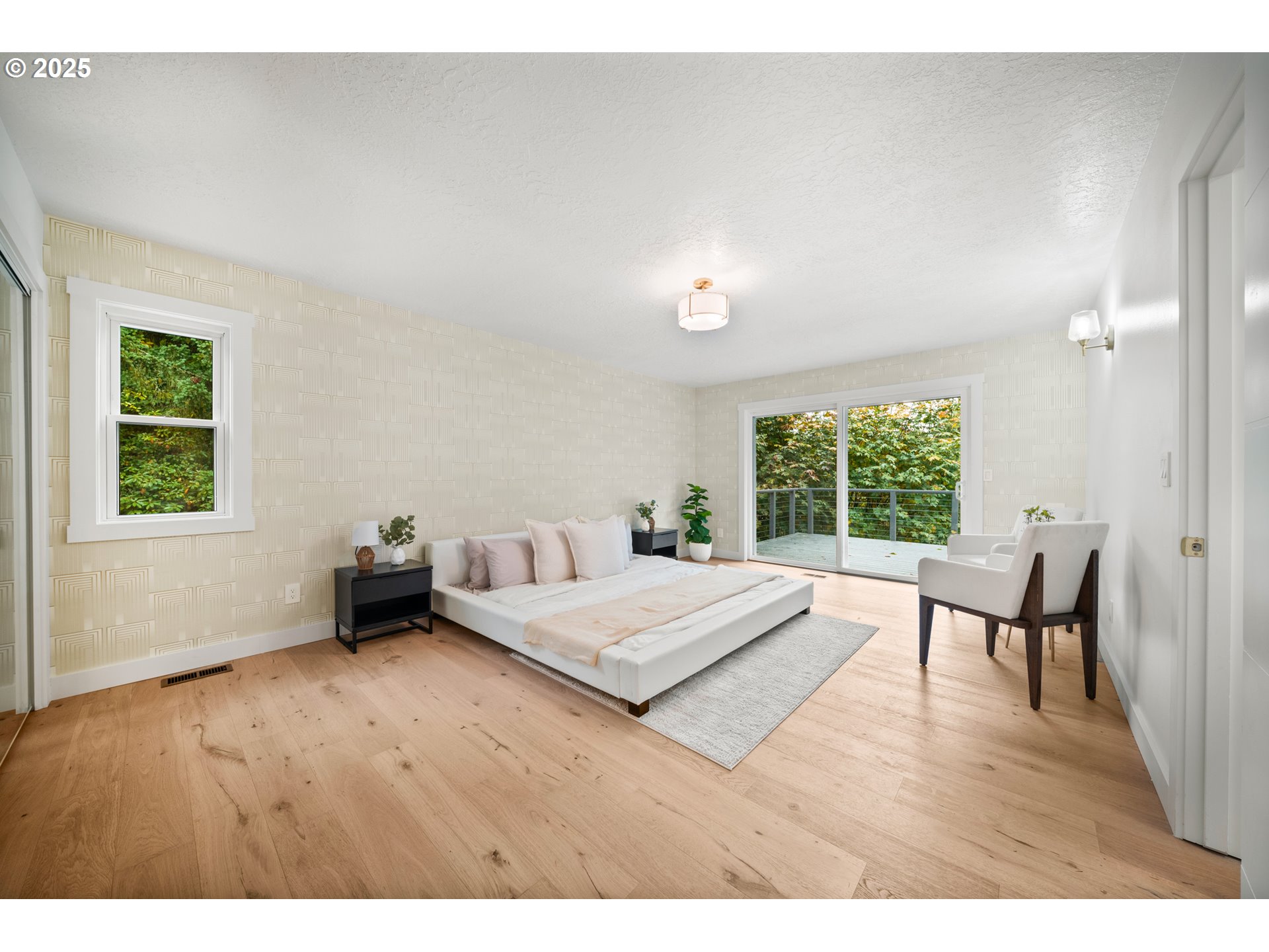 42600 E LARCH MOUNTAIN RD