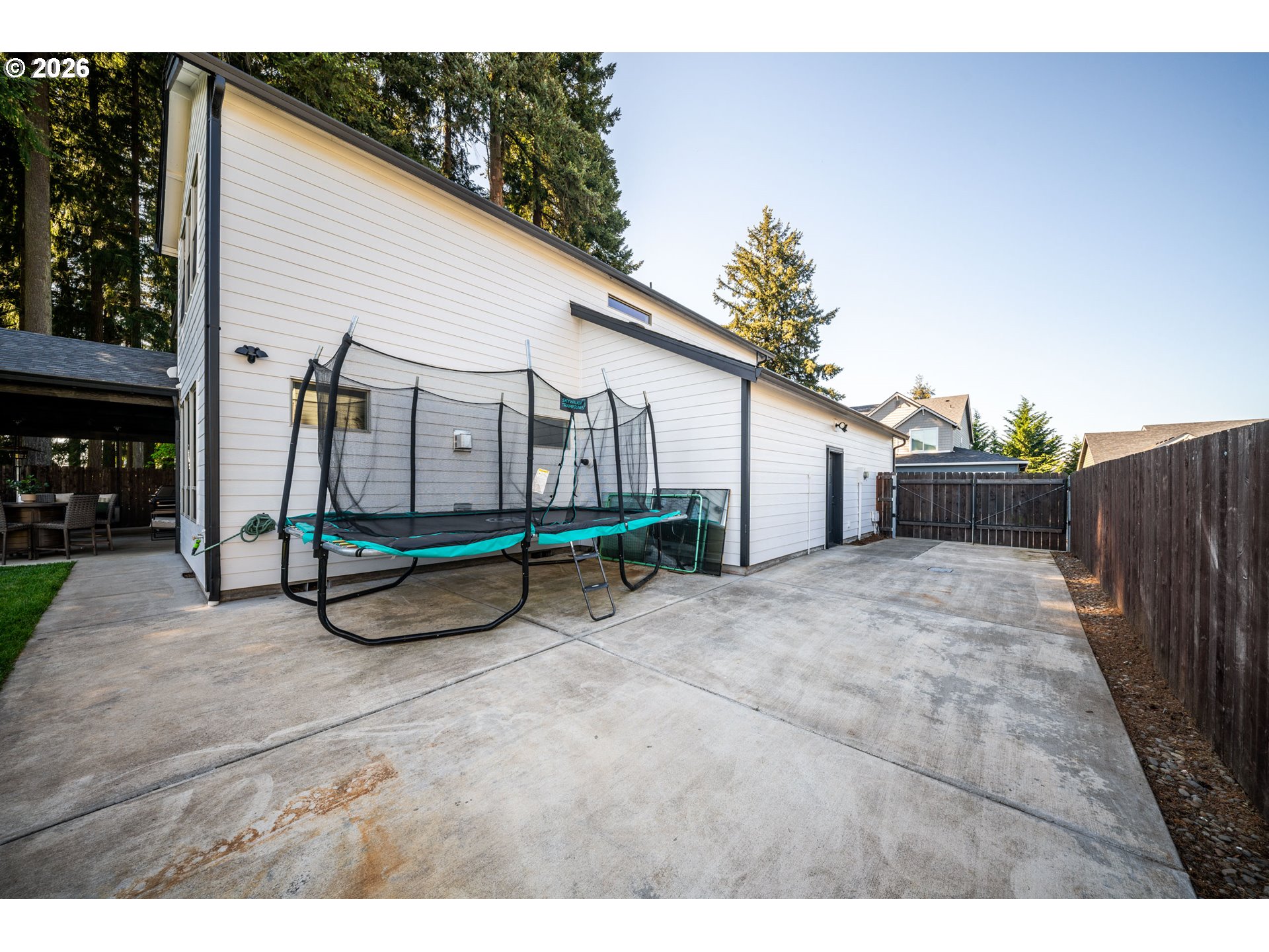 5803 NE 125TH CIR