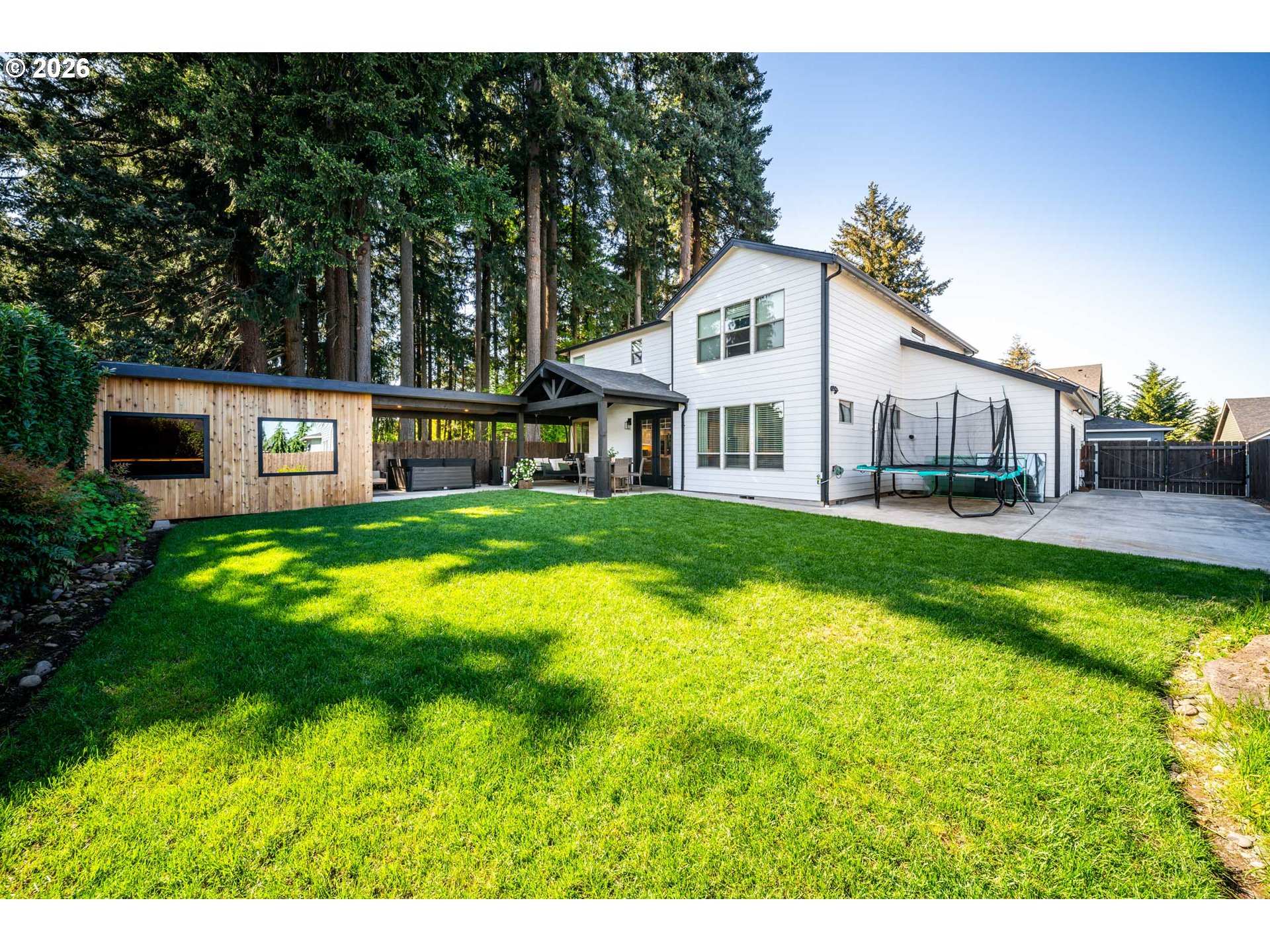 5803 NE 125TH CIR