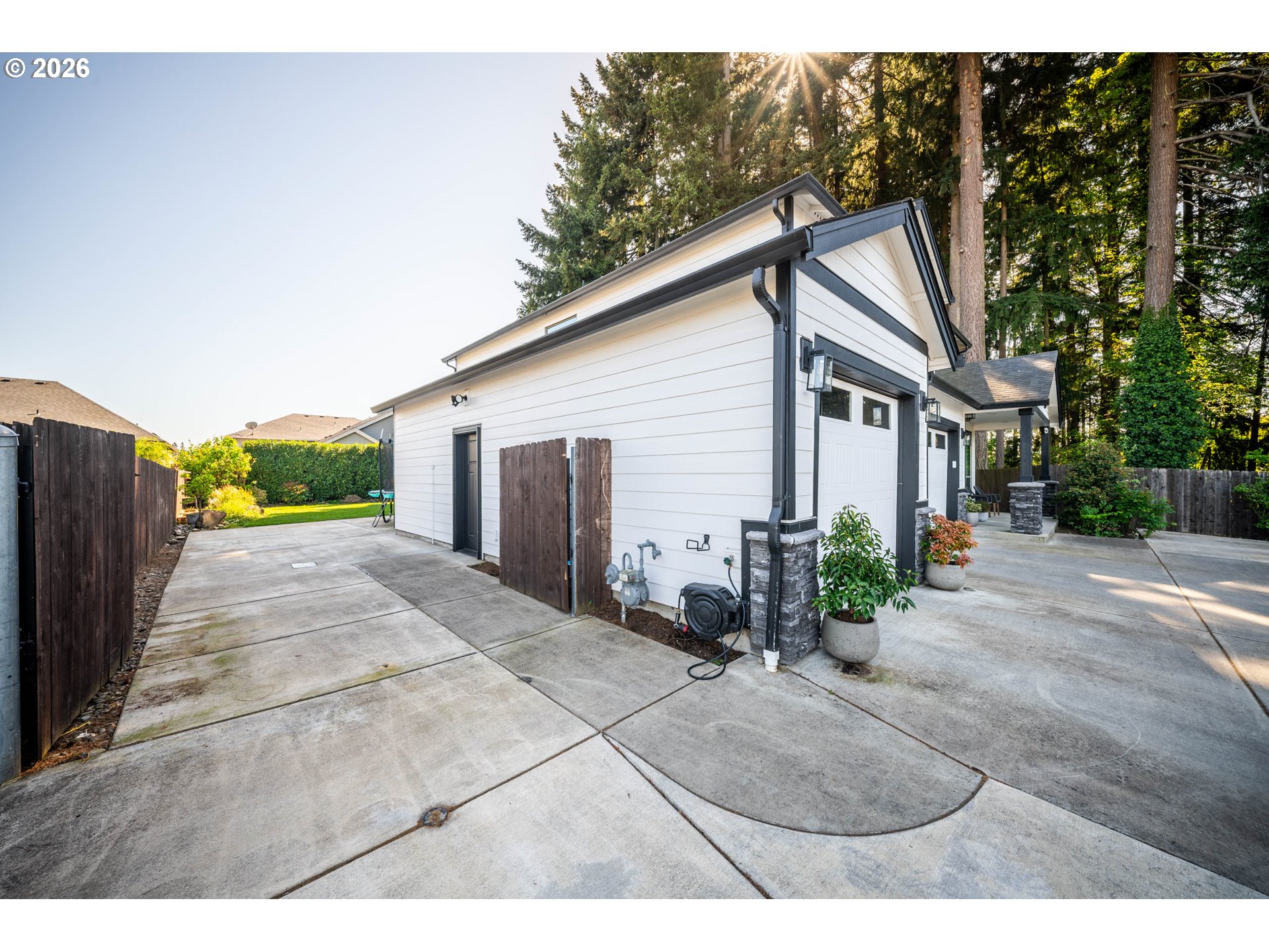 5803 NE 125TH CIR
