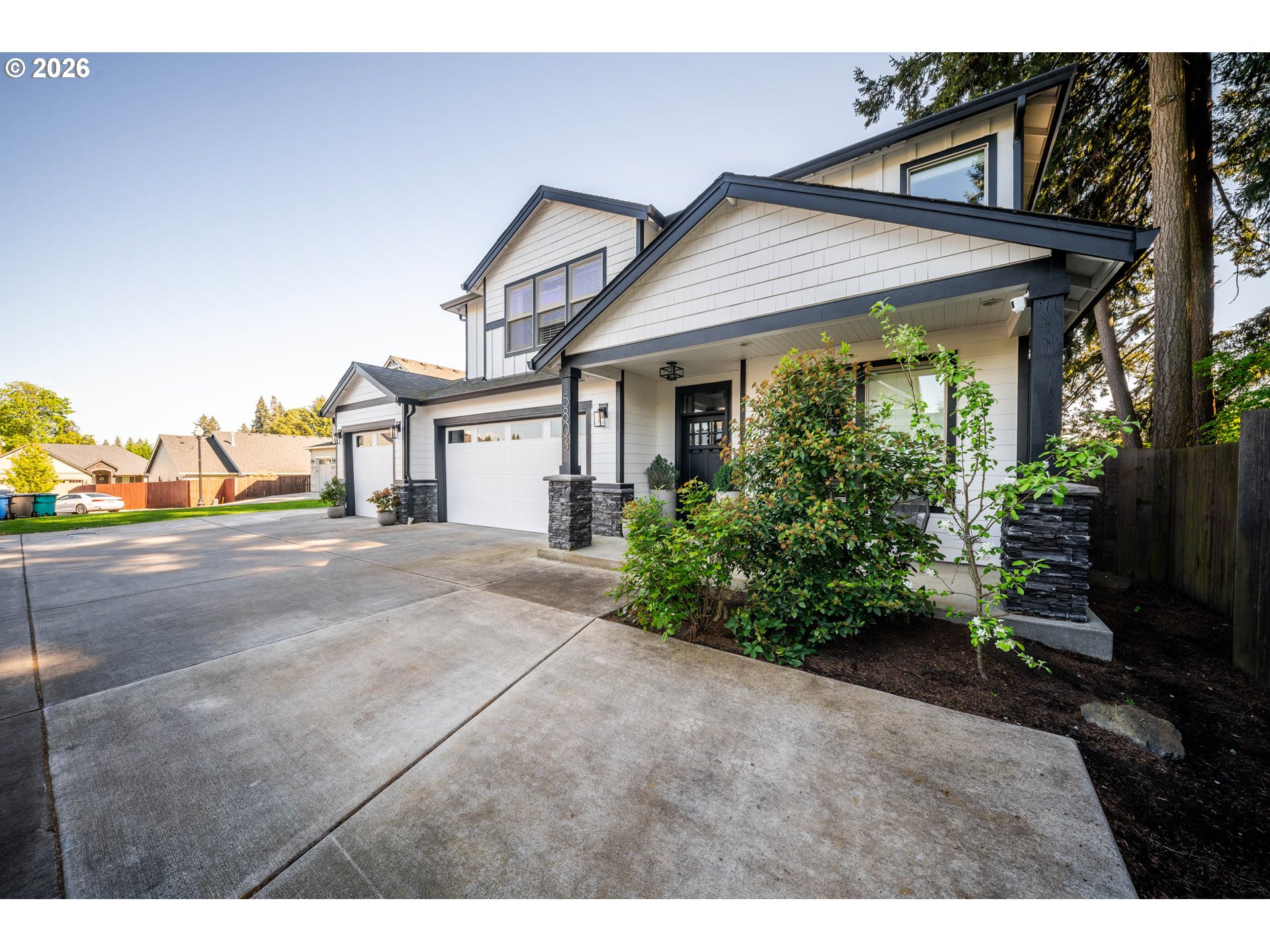 5803 NE 125TH CIR