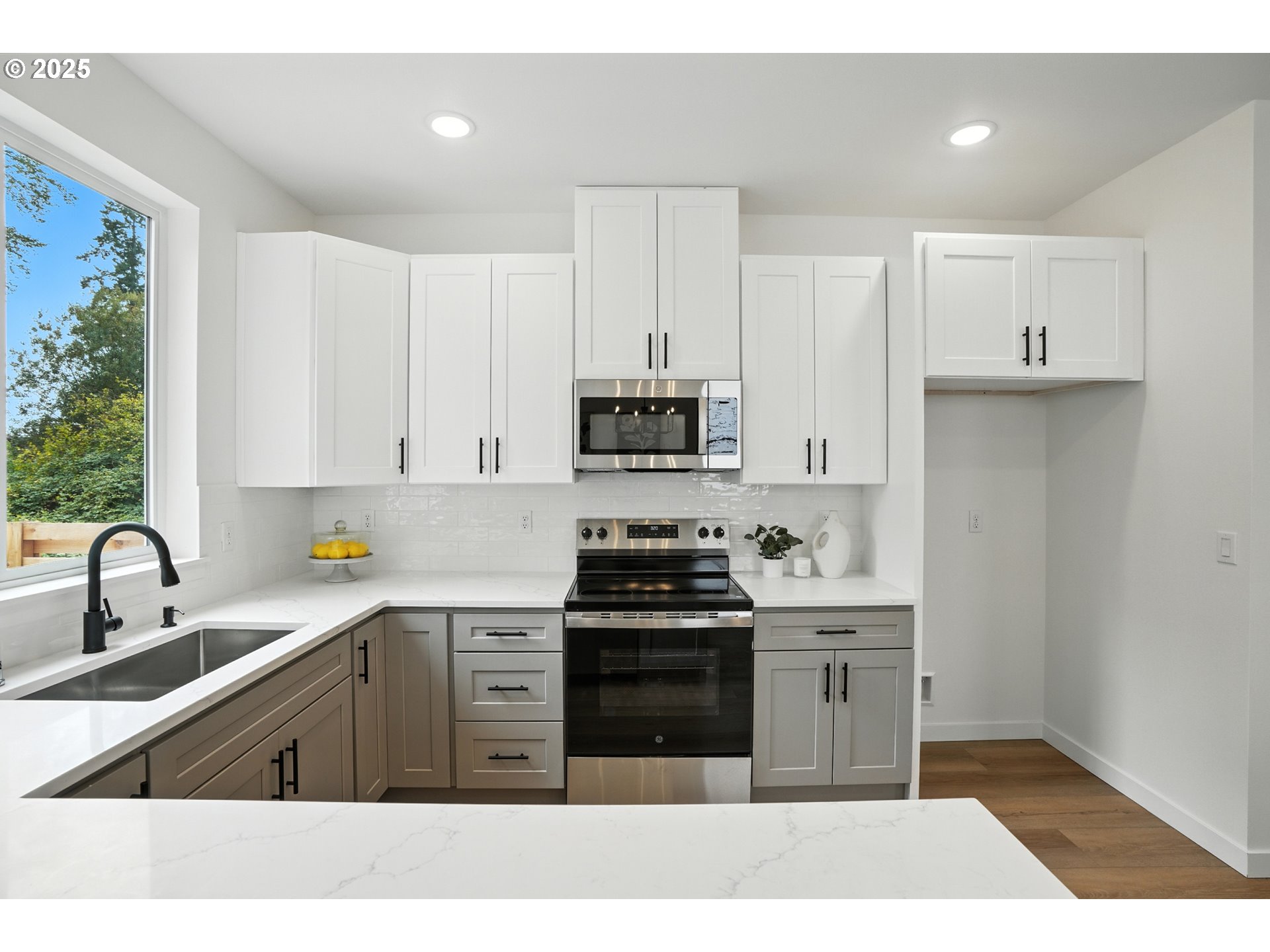 11011 NE 64TH CT Lot #9