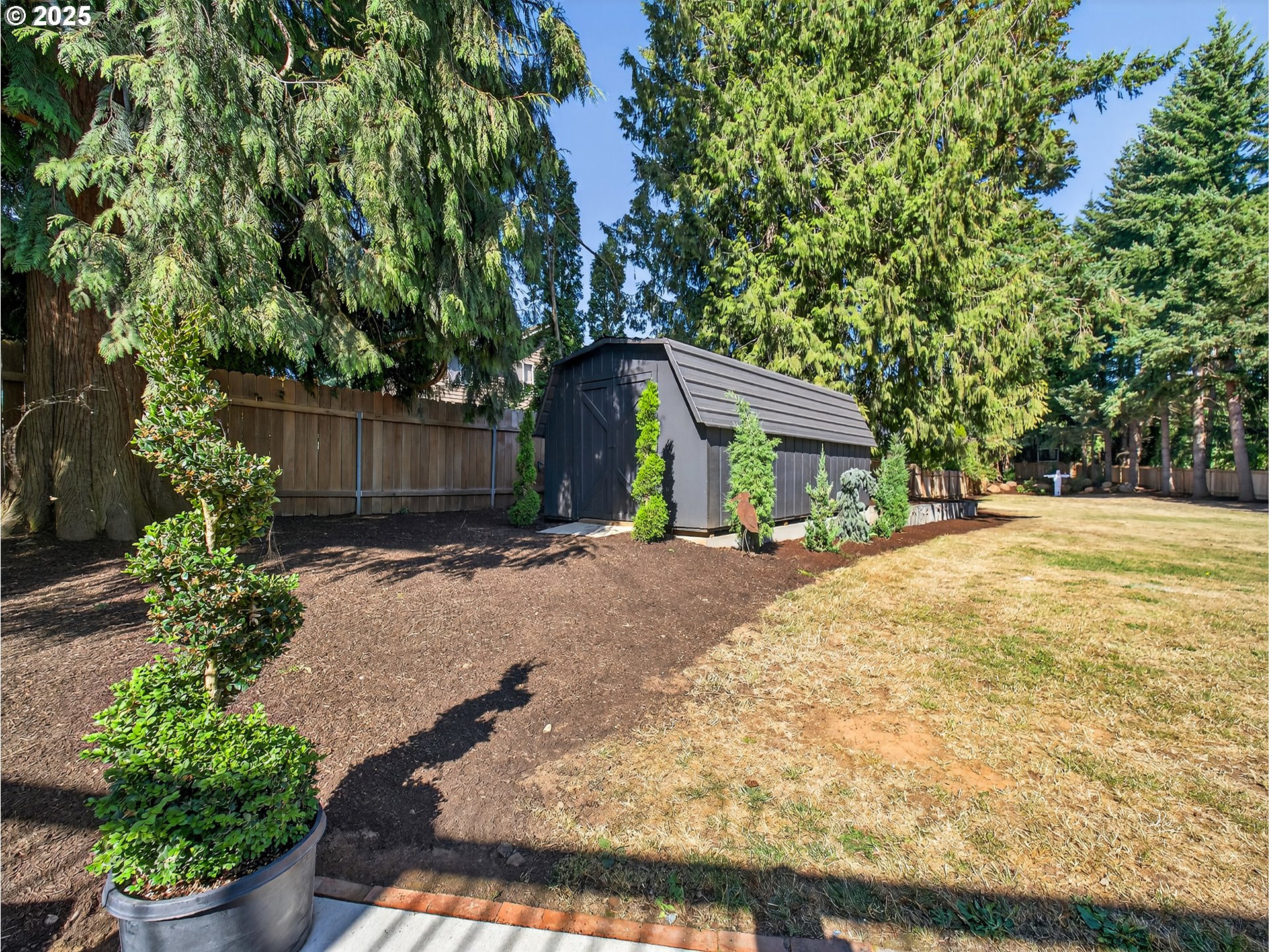 19751 FALCON DR