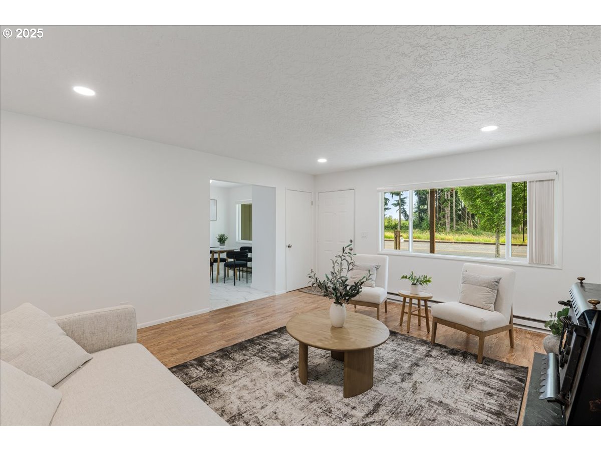 3434 MEMORIAL PARK DR