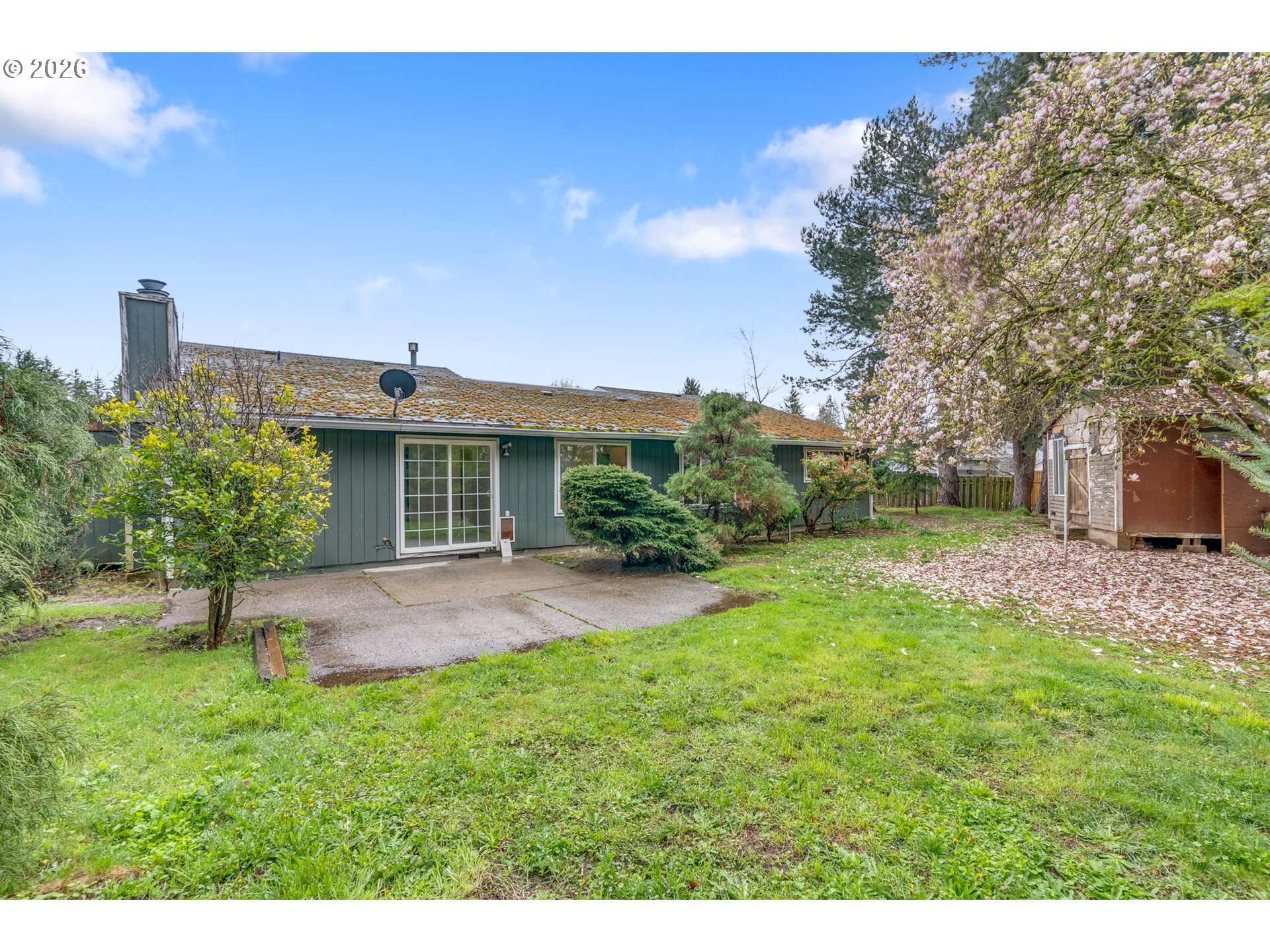 211 SW ROYAL CT