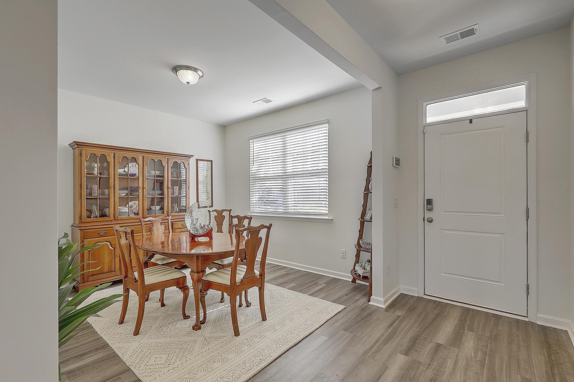 617 Wayton Circle