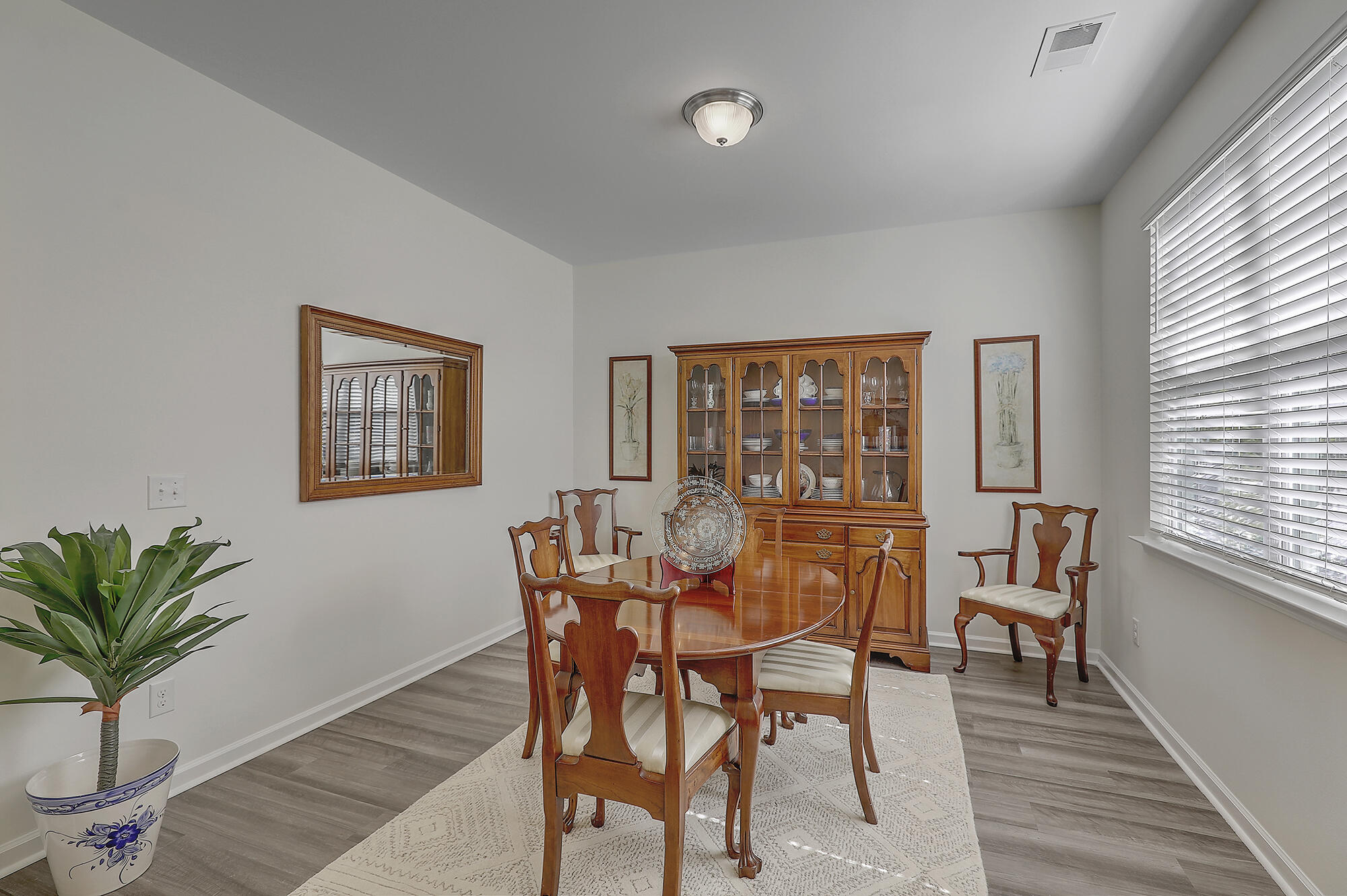 617 Wayton Circle