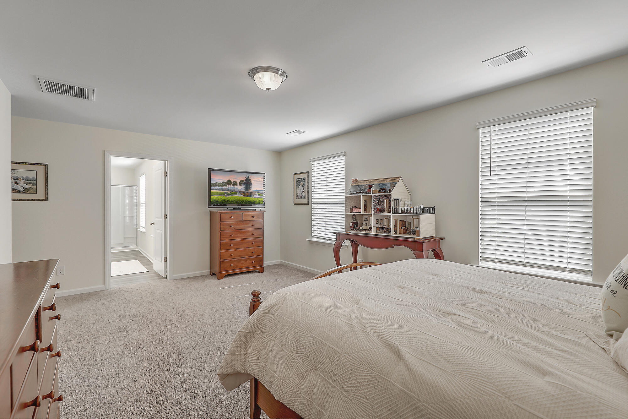 617 Wayton Circle