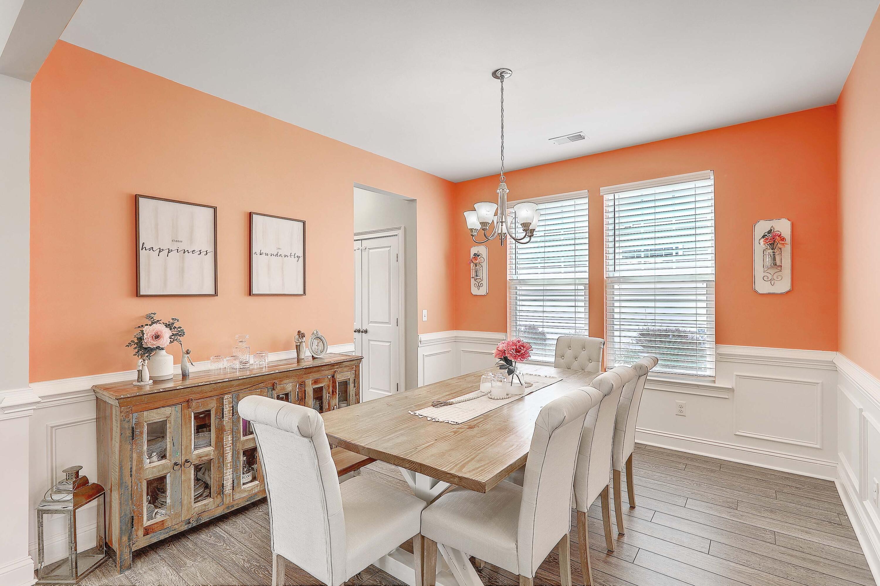 208 Bigleaf Court