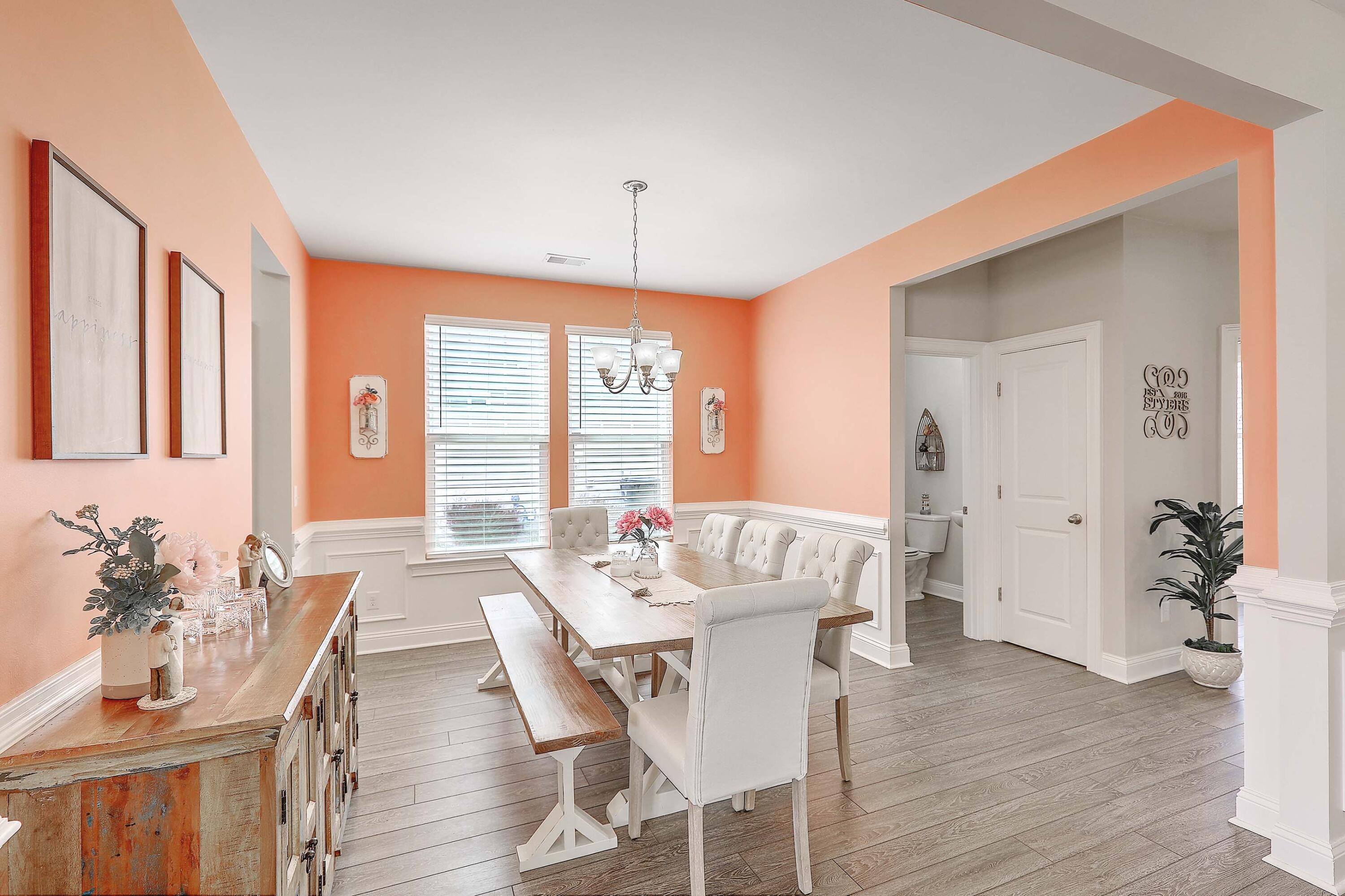 208 Bigleaf Court
