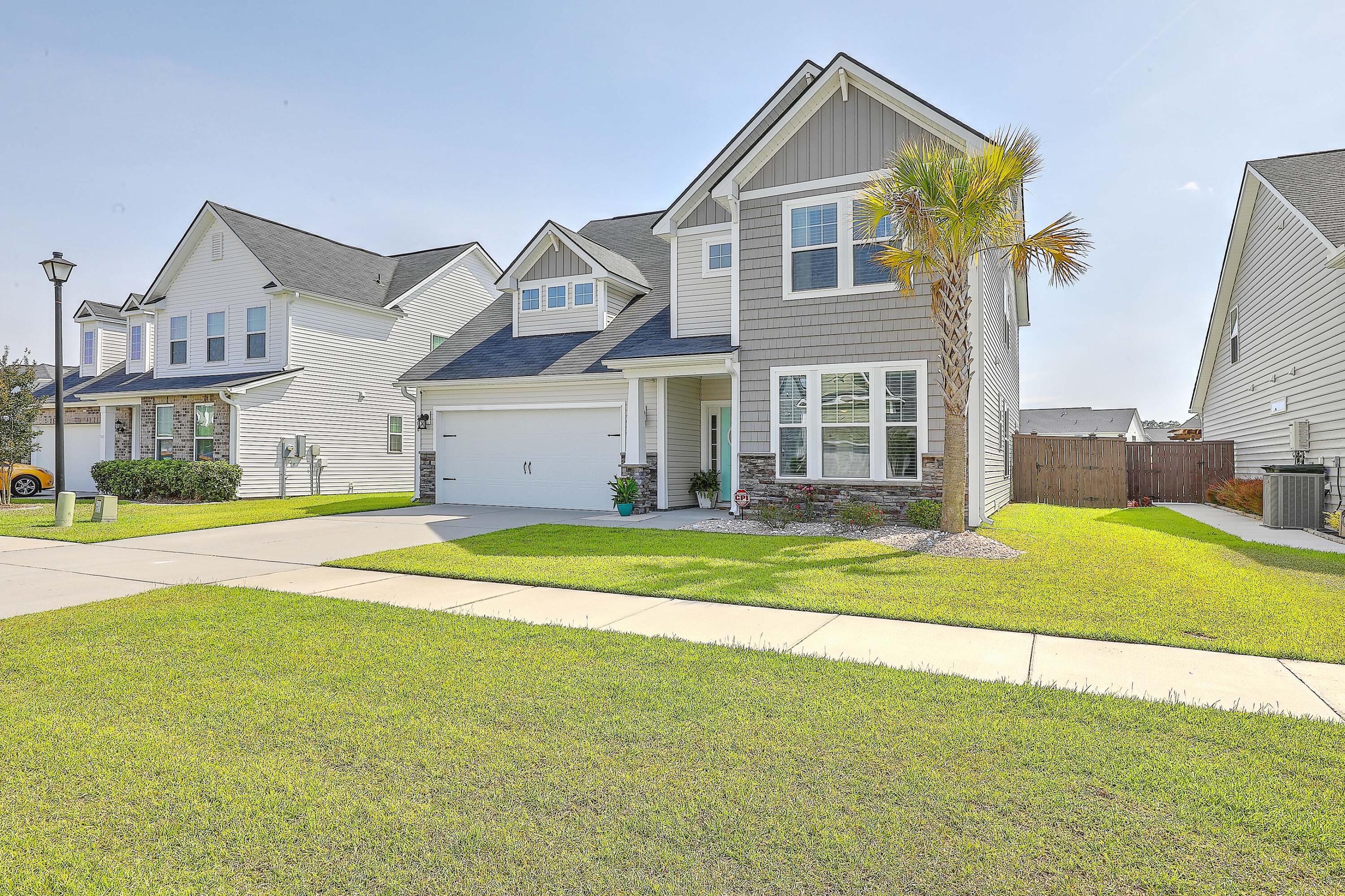 208 Bigleaf Court