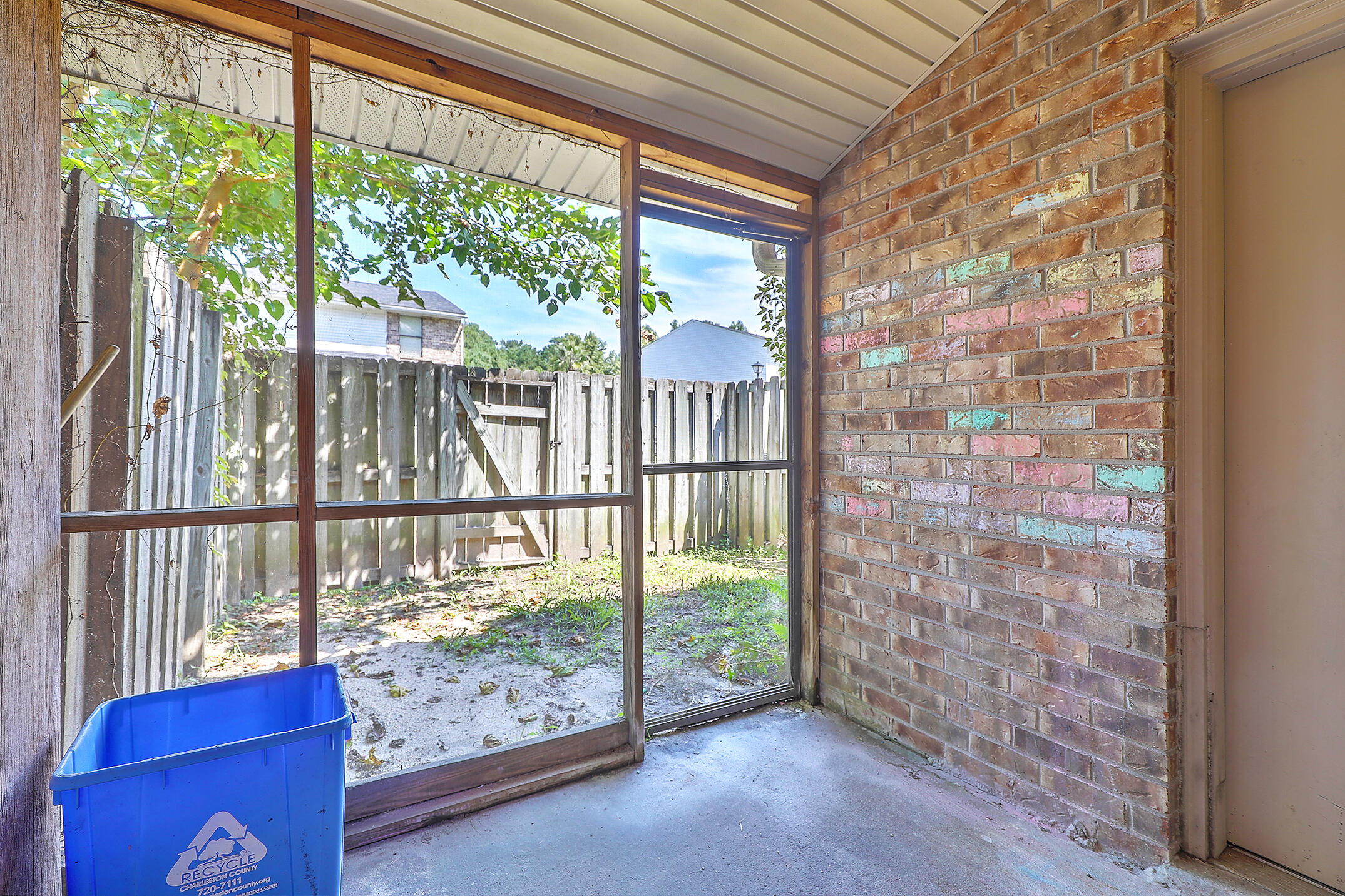 6256 Lucille Drive # D Unit: 14-D