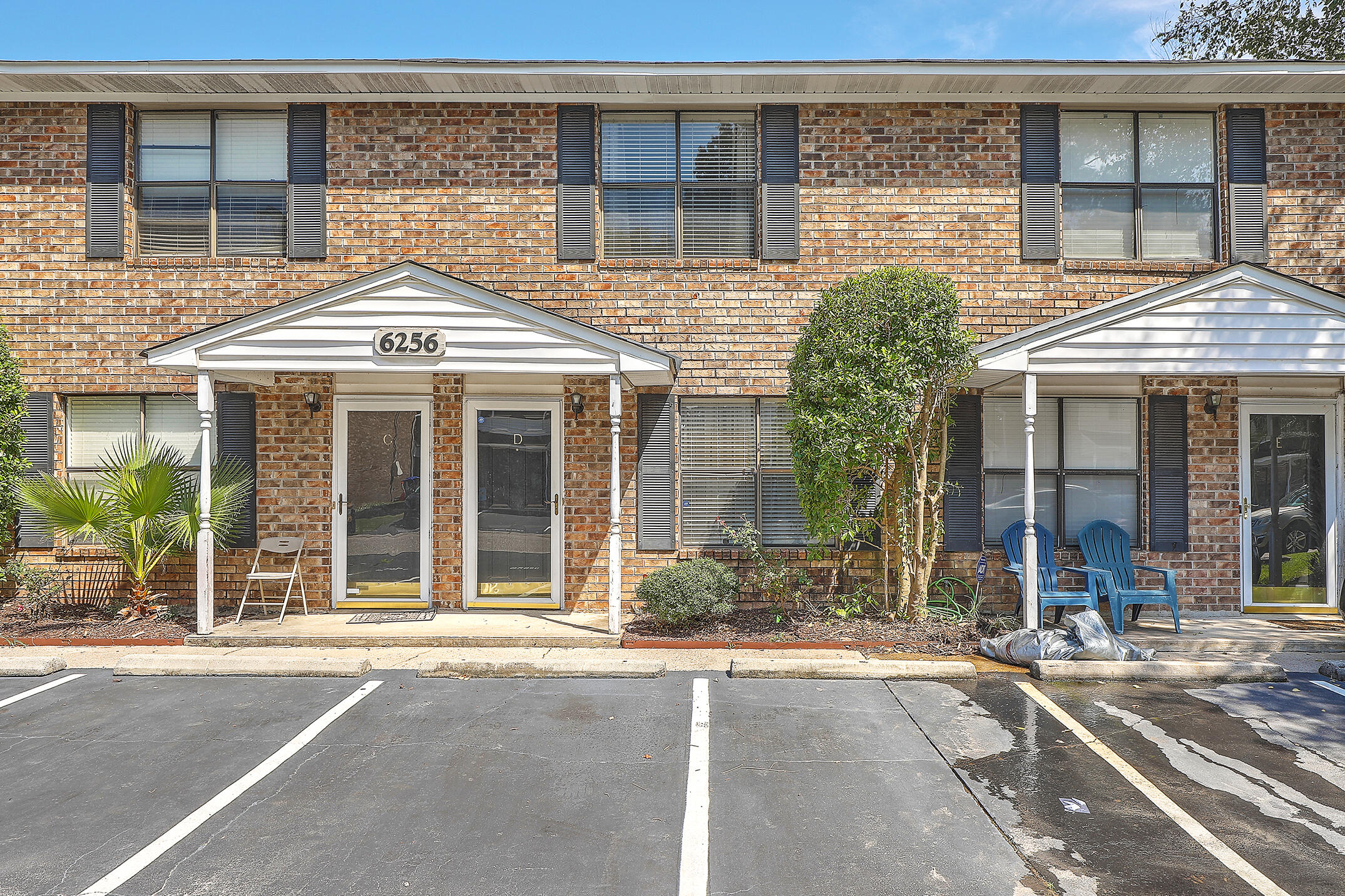 6256 Lucille Drive # D Unit: 14-D