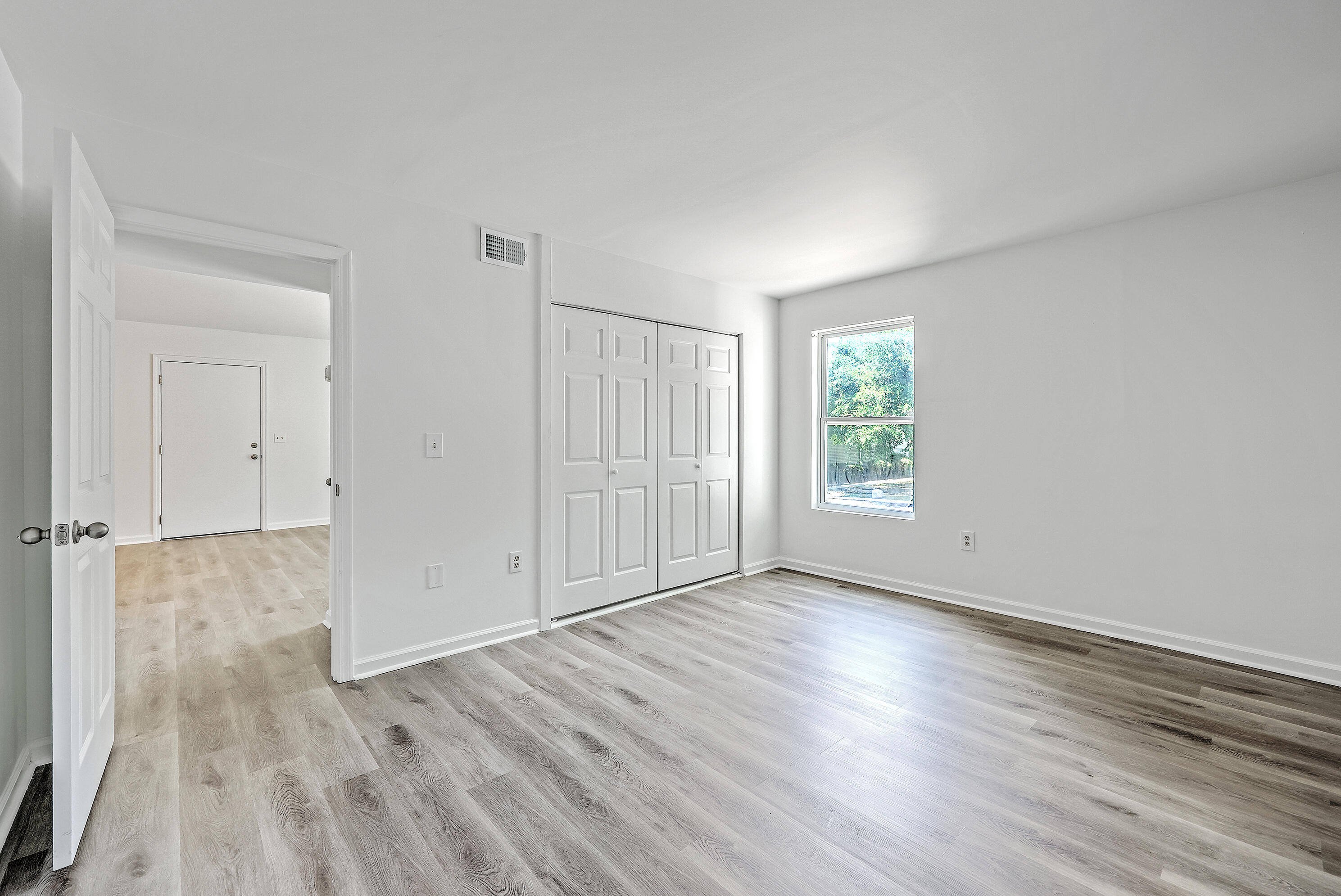 1402 Camp Road # 12f