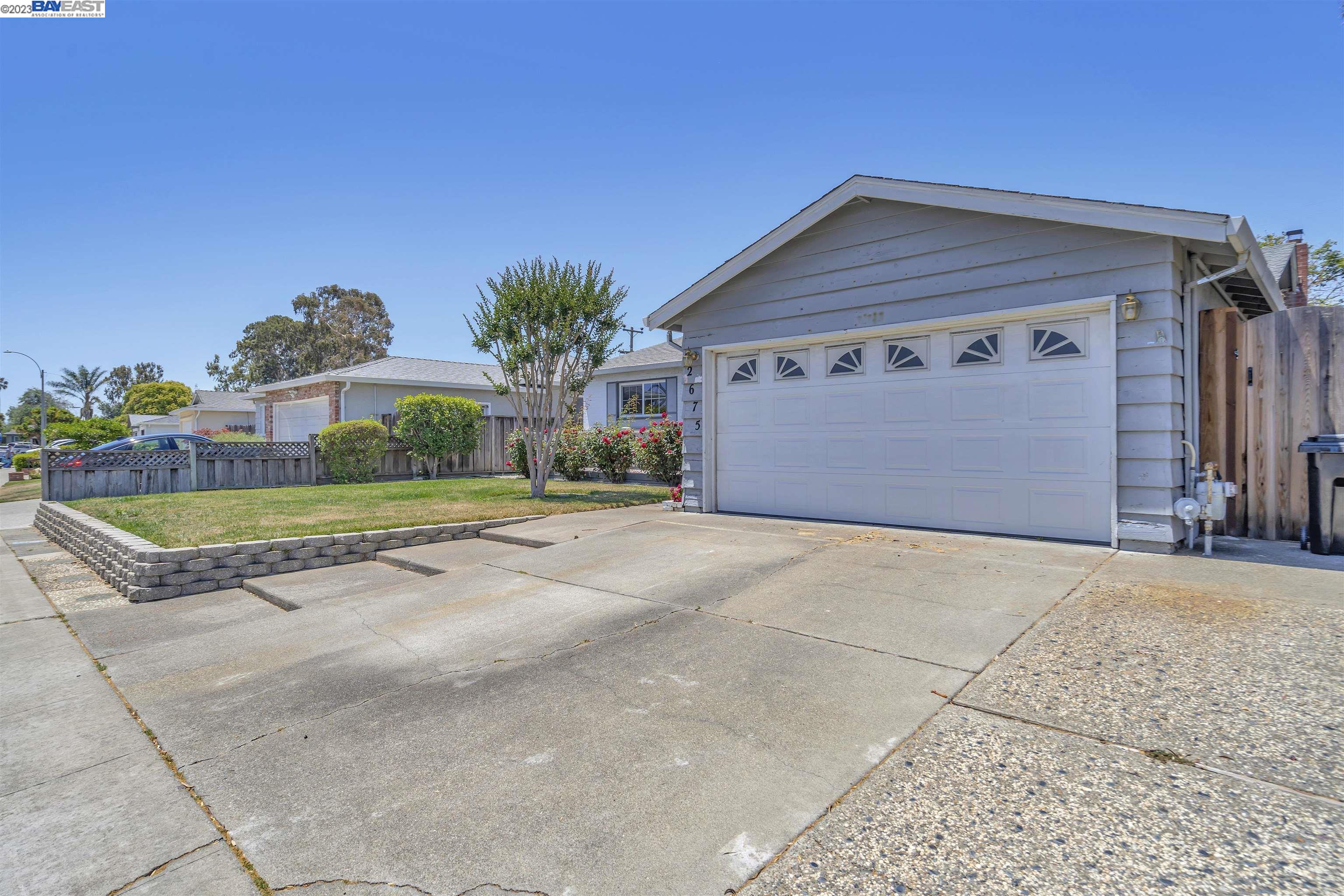 42675 Ravensbourne Park St