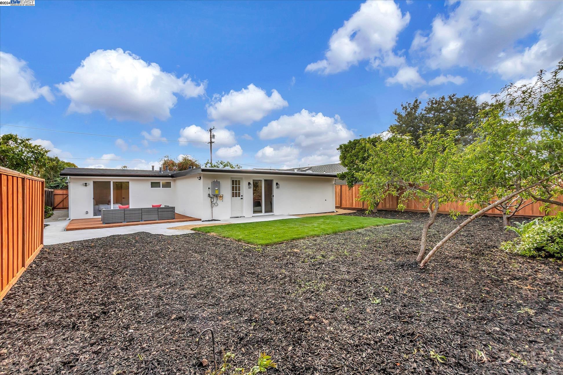 37746 Mosswood Dr