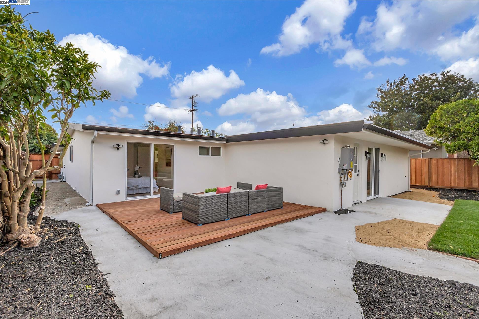 37746 Mosswood Dr