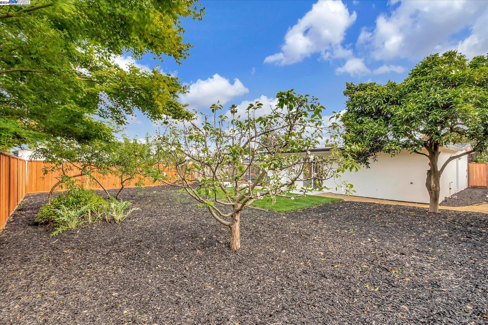 37746 Mosswood Dr