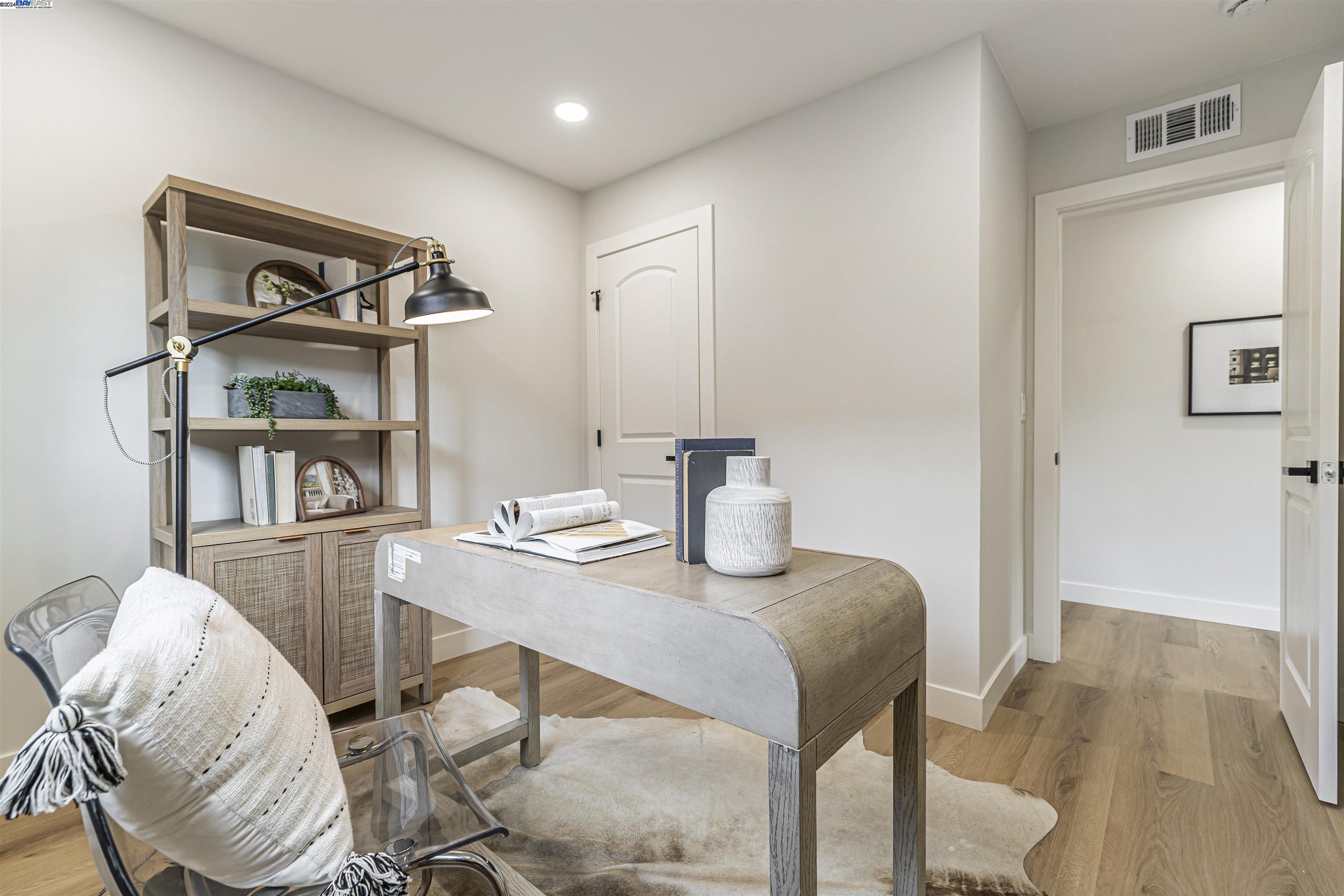 3366 Mission View