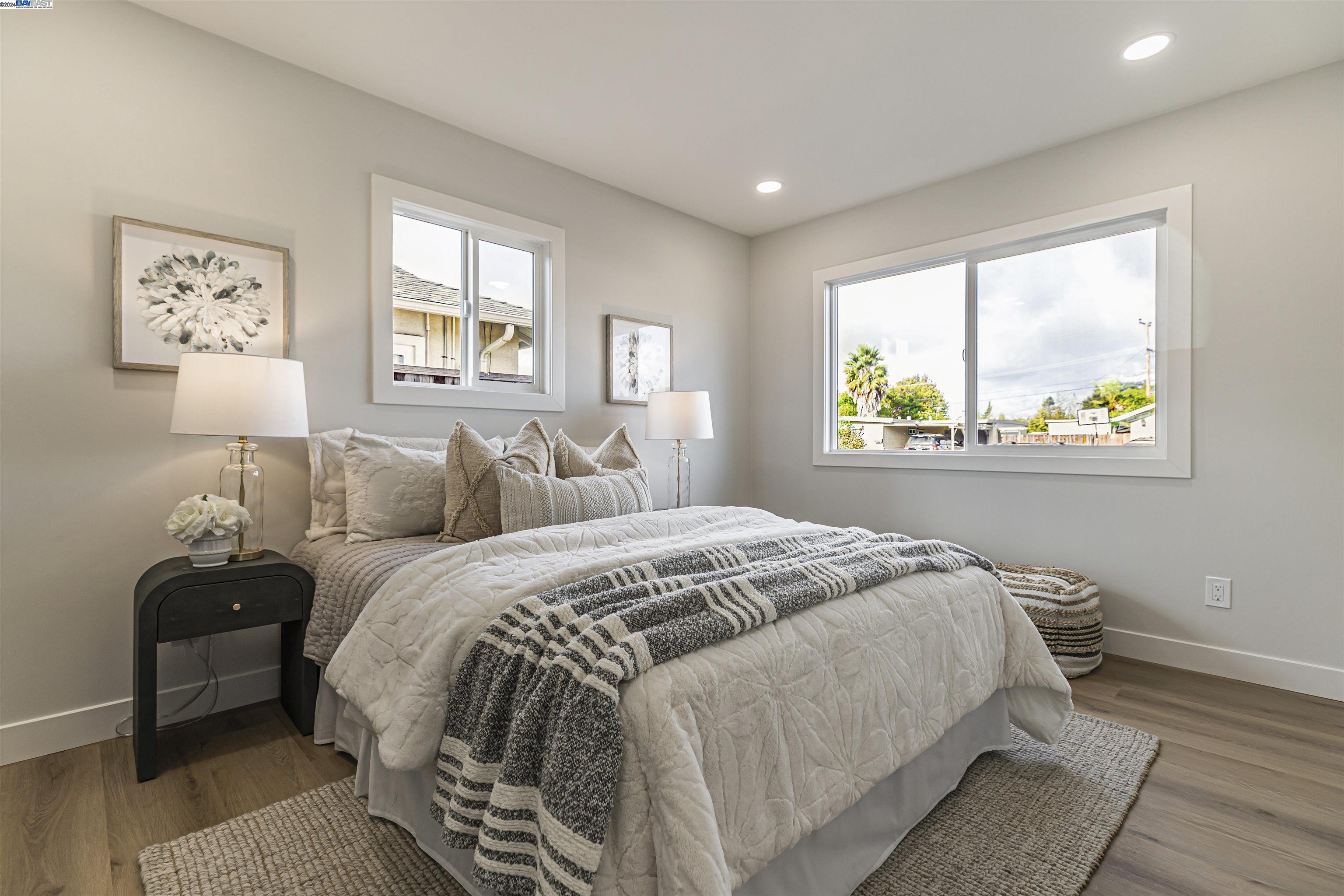 3366 Mission View