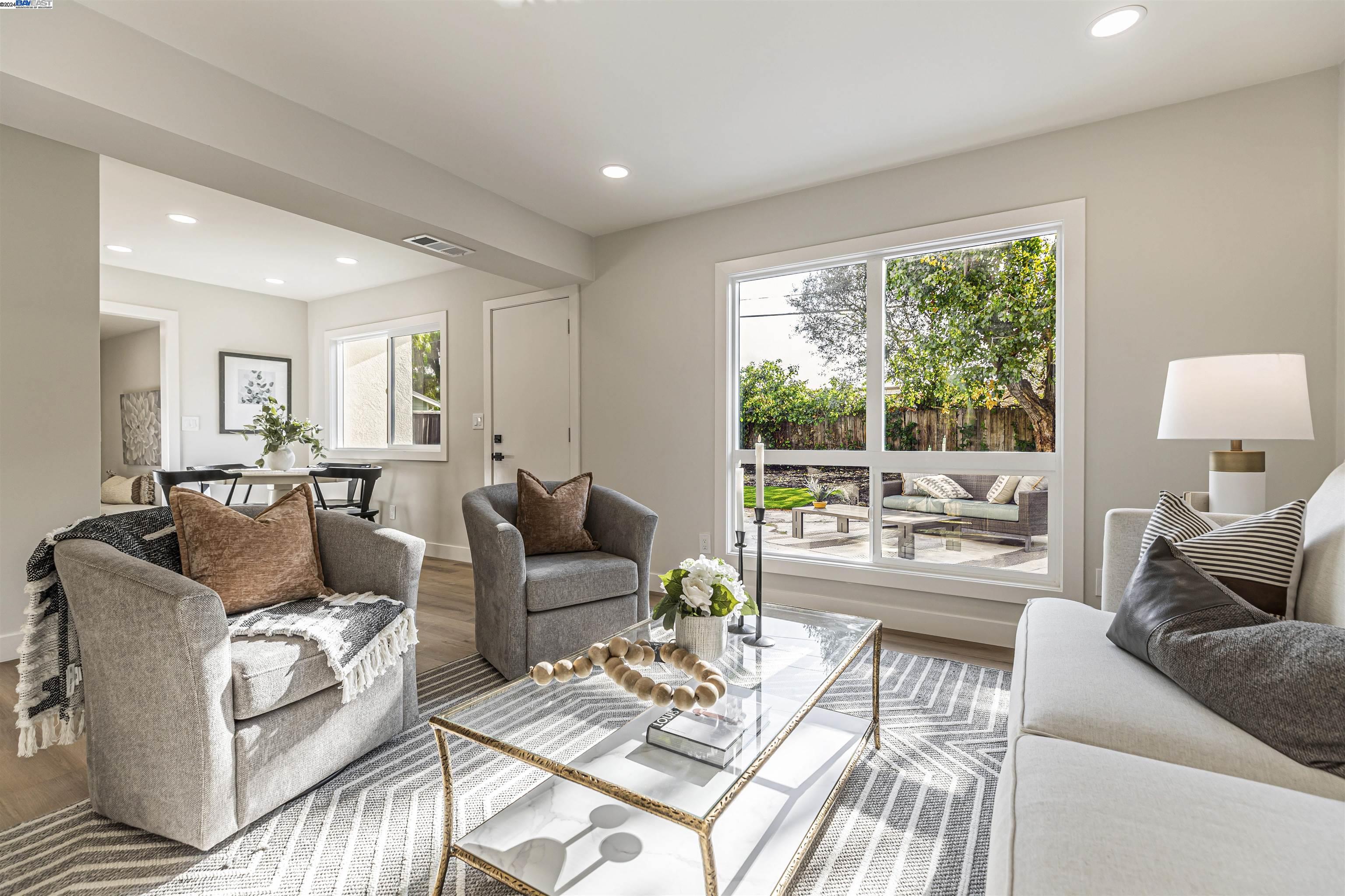 3366 Mission View