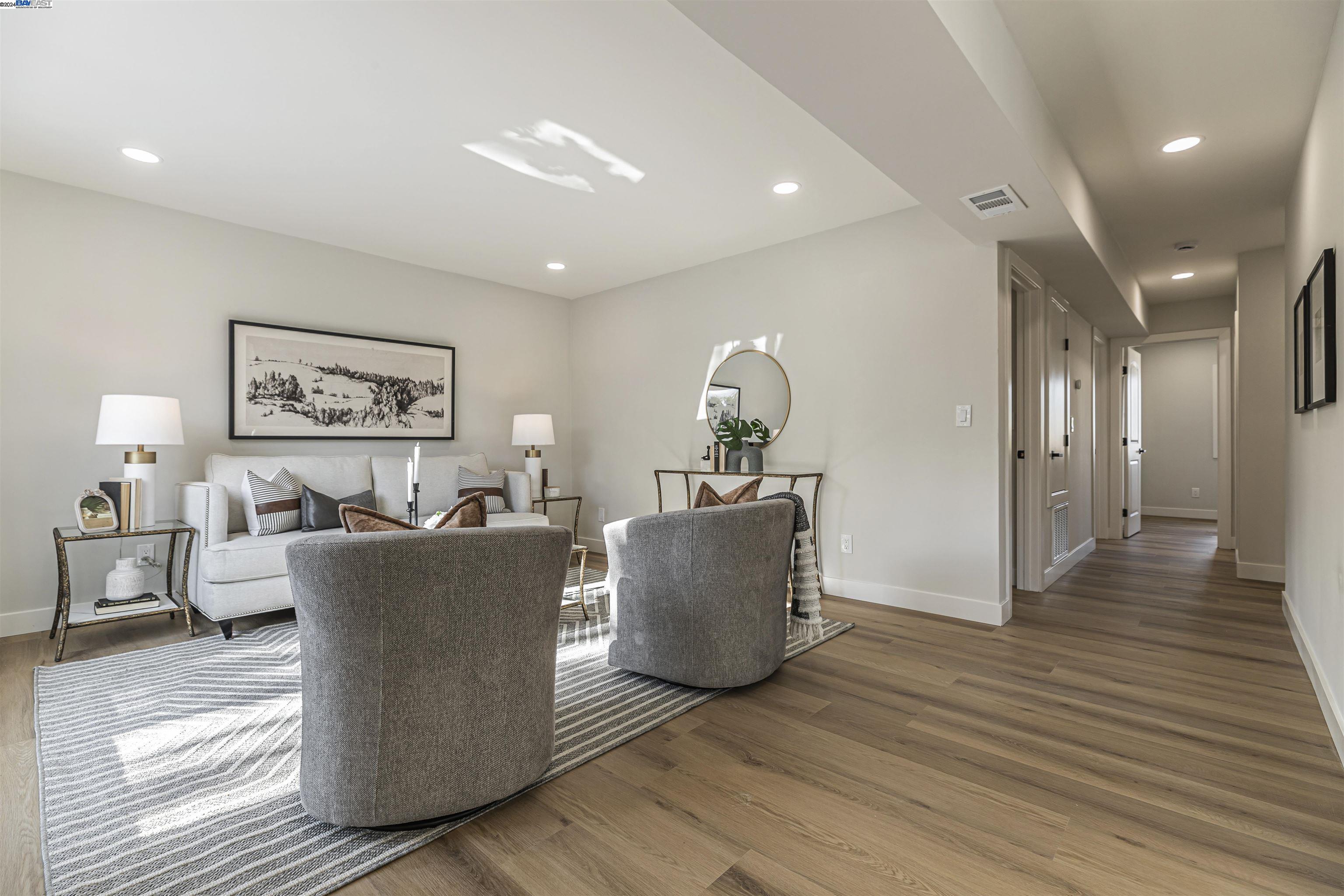 3366 Mission View